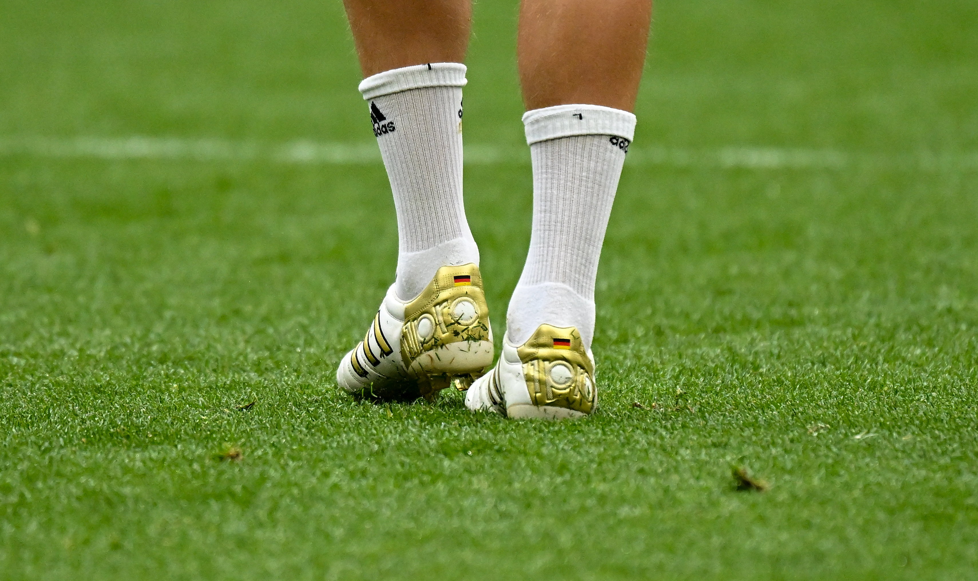Así va a saltar Kroos a Wembley: sus nuevas botas para la final es amor a primera vista