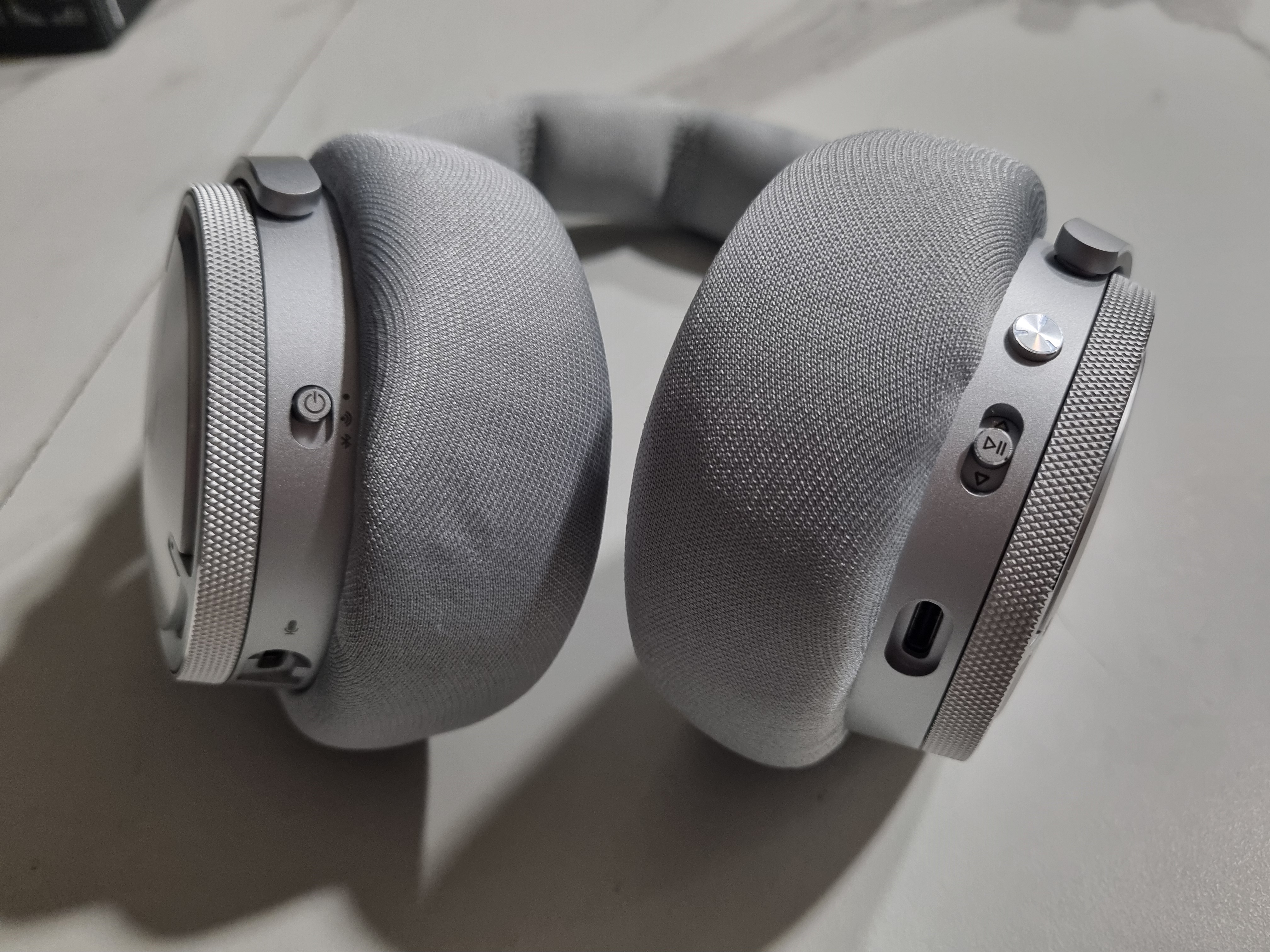 Corsair Virtuoso MAX, los auriculares estrella de la marca en la