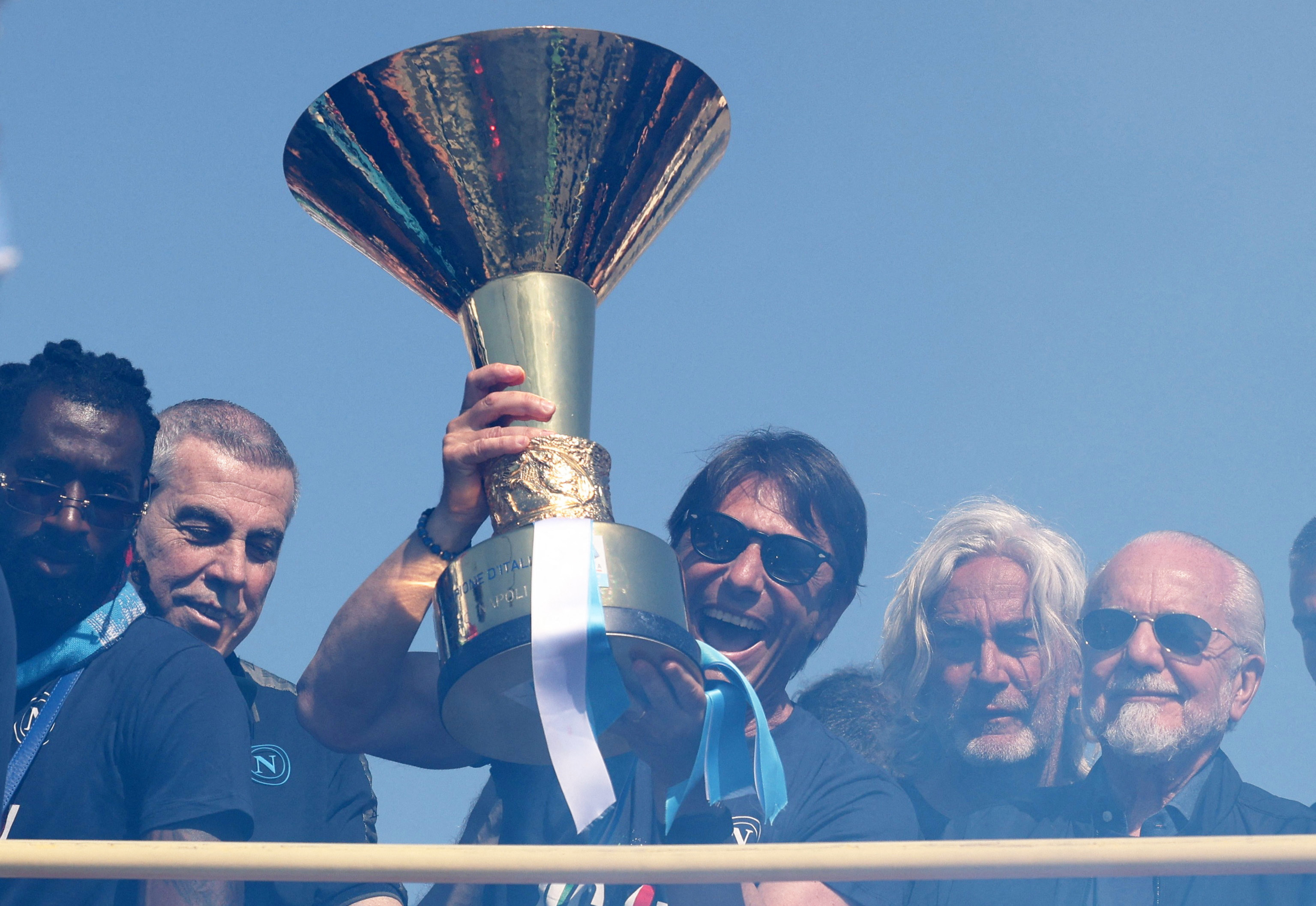 De Laurentiis desmiente el adiós de Conte