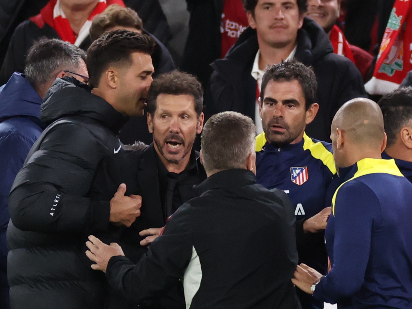 “Si expulsan a Flick, a Simeone deberían retirarle el carné de entrenador”