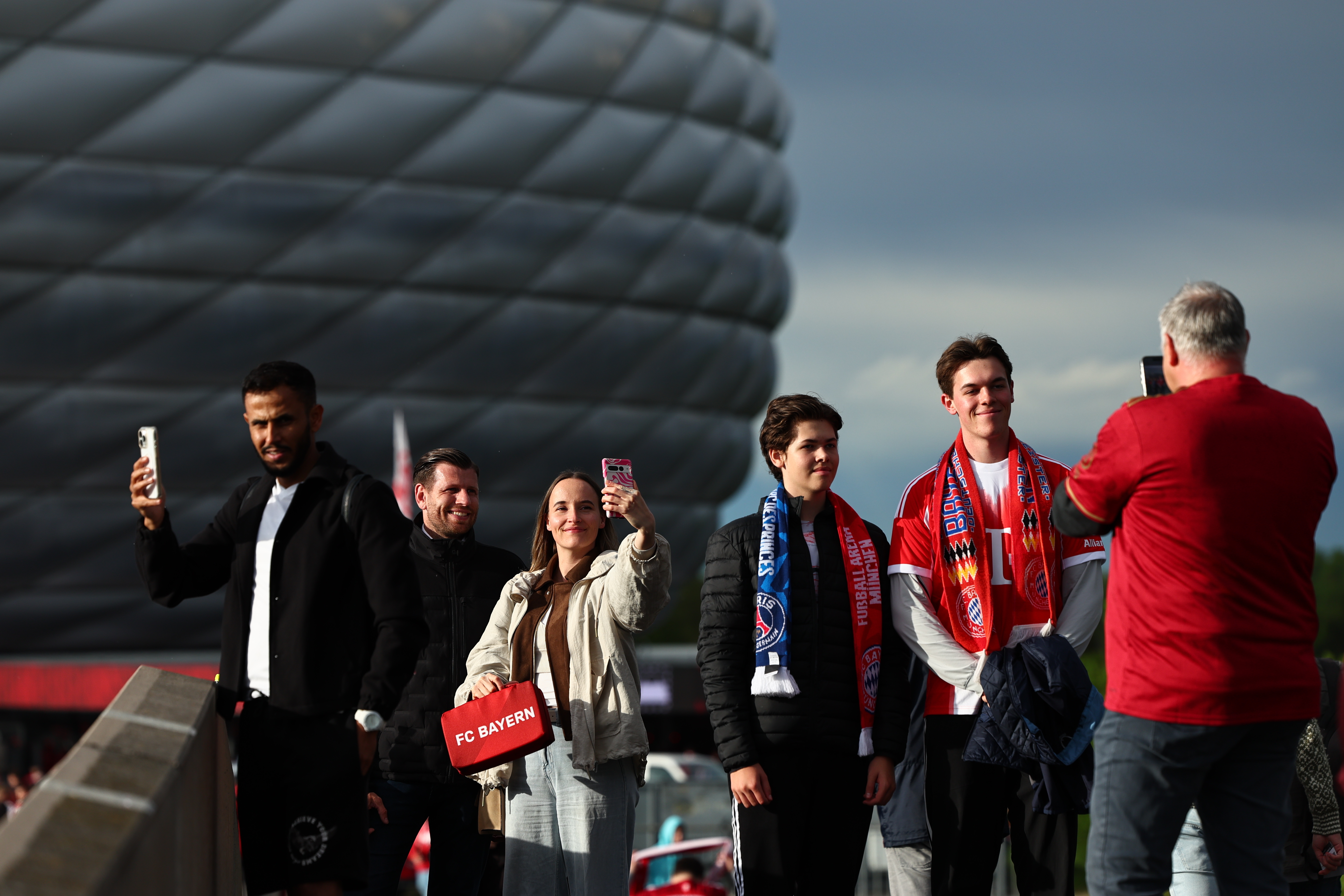 Live UCL action from the Allianz Arena in Munich, as Bayern and PSG meet in the semifinal second leg today, Wednesday, May 6, 2026.