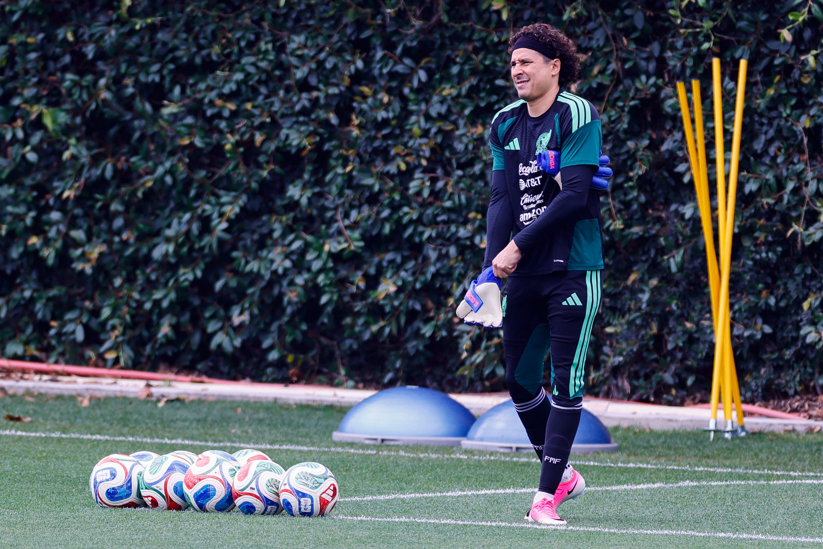 Ochoa enters rare World Cup air with sixth-tournament milestone
