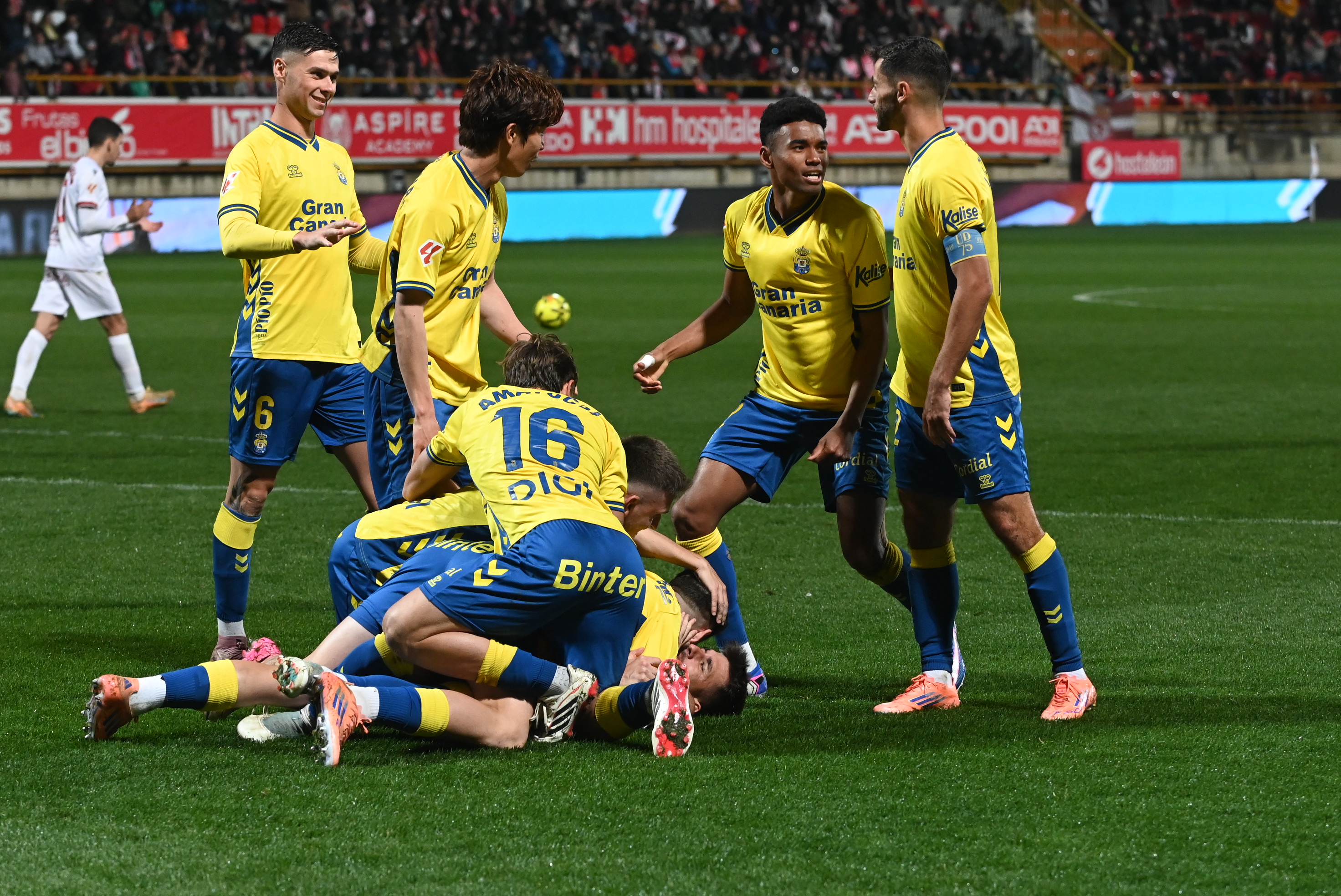 La pegada de Las Palmas arruina el estreno de De la Barrera