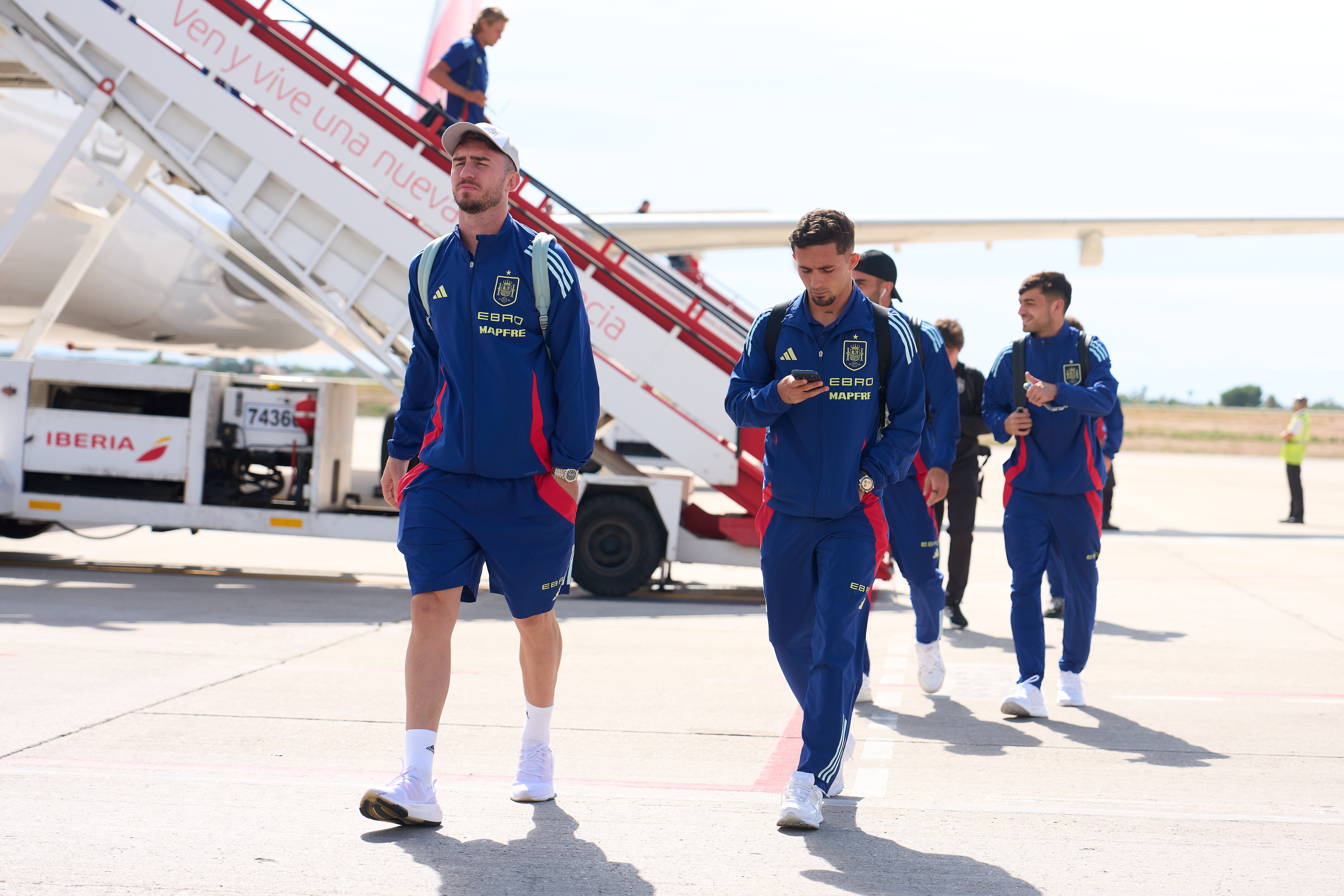 Laporte y Yéremy Pino.