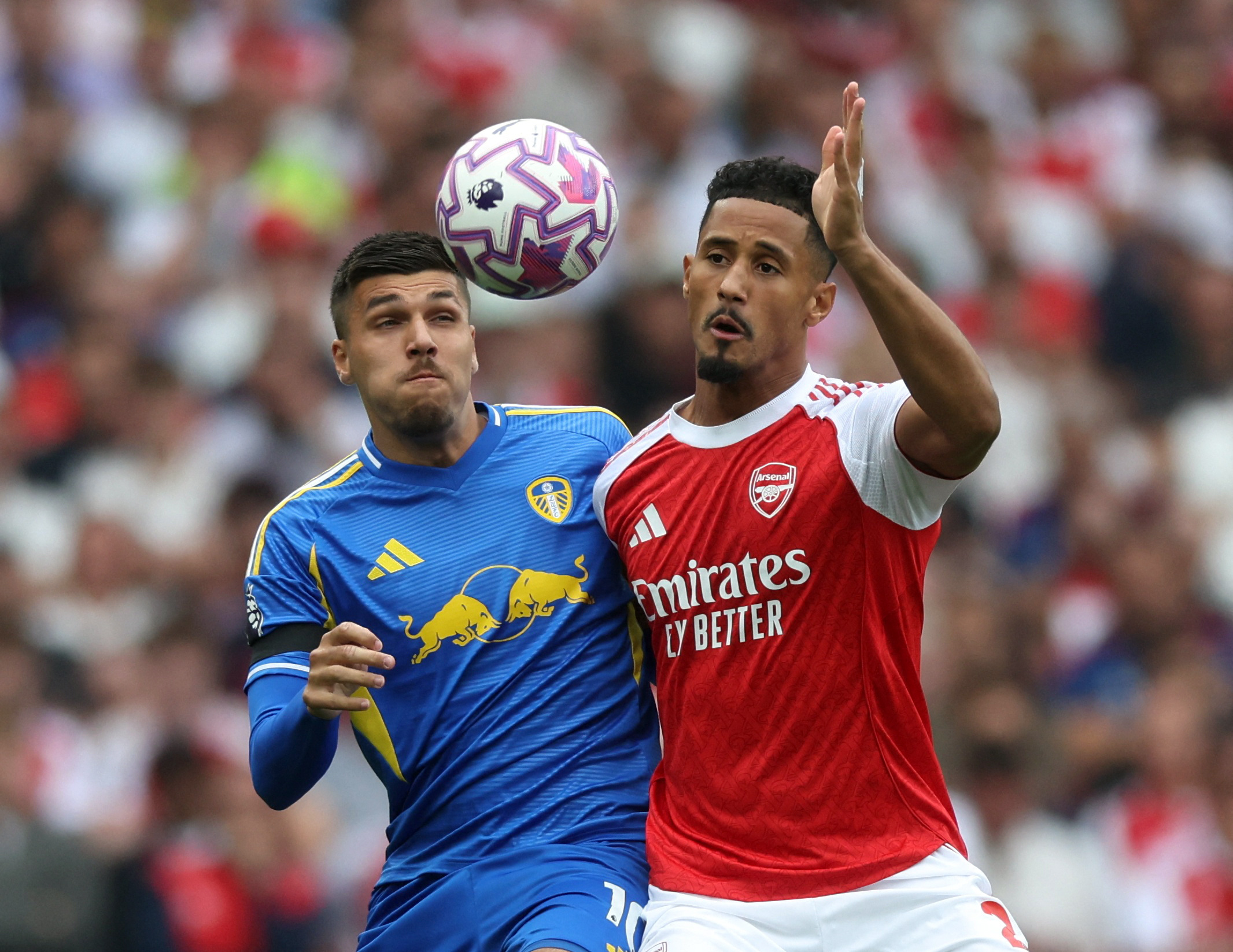 El Arsenal acelera las renovaciones