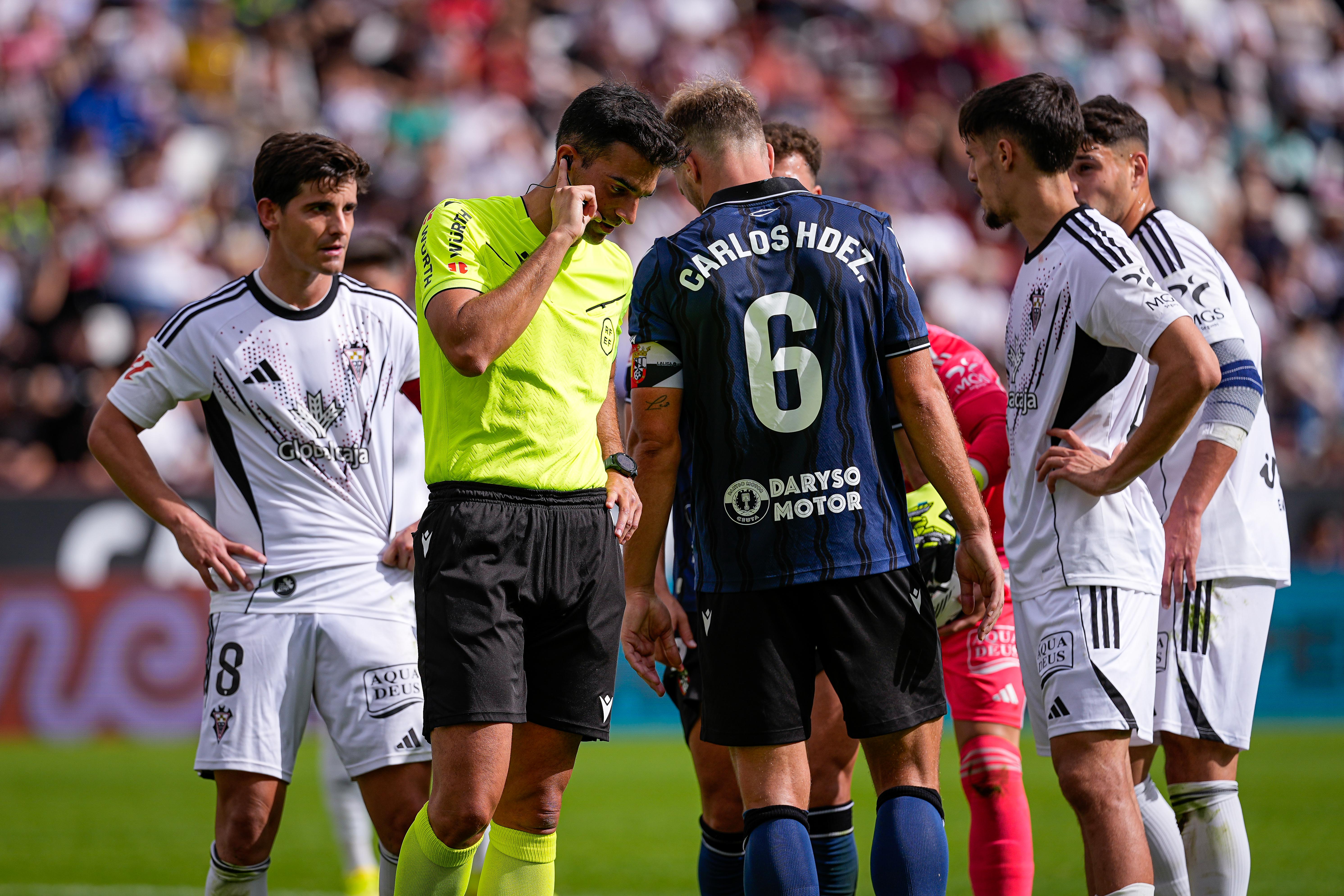 12/10/25  PARTIDO SEGUNDA DIVISION 
ALBACETE - CEUTA 
ARBITRO MALLO FERNANDEZ 