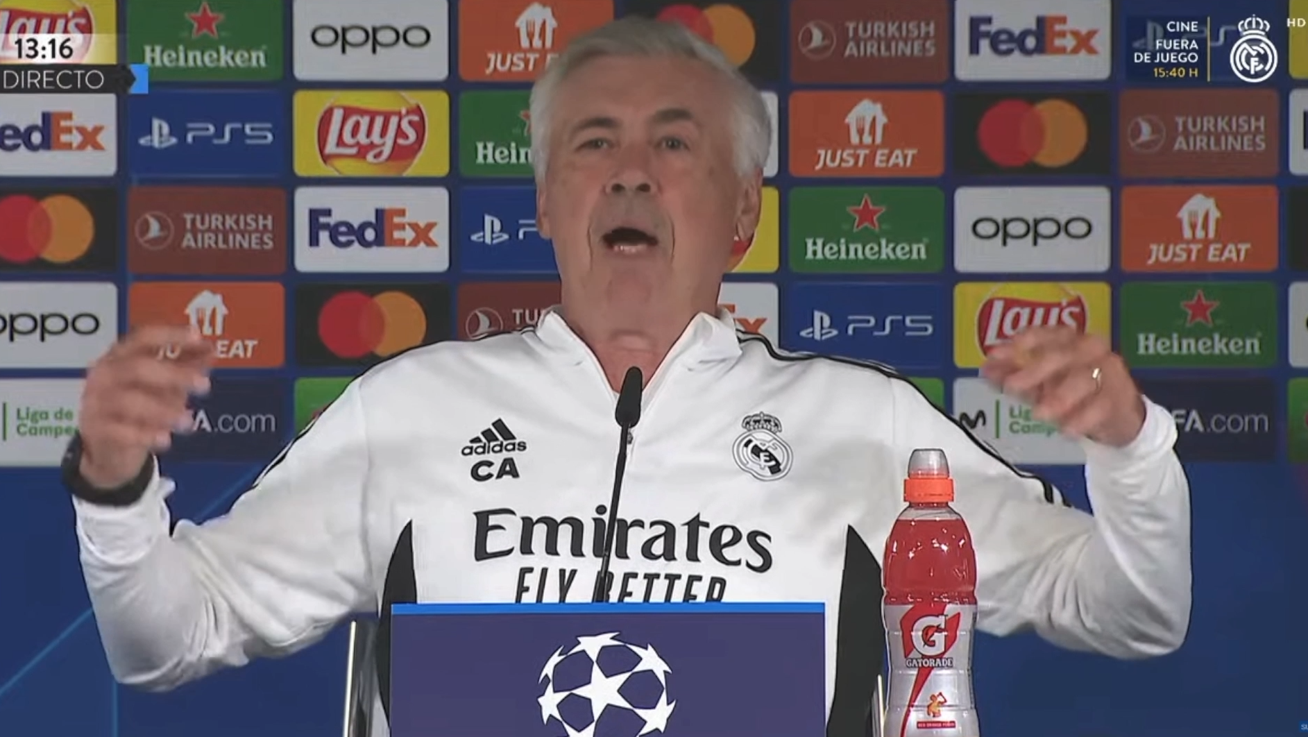 La reacción de Ancelotti cuando le preguntan por Mbappé: “Yo ya bajo los brazos”