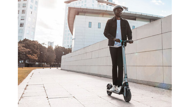 Muévete rápido por la ciudad con este patinete eléctrico Xiaomi en oferta