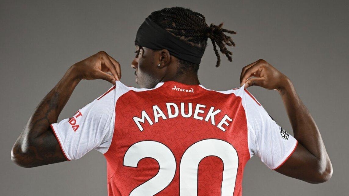 Críticas al fichaje de Madueke