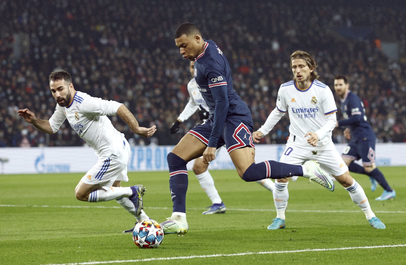 Paris Saint-Germain make contact for Real Madrid target