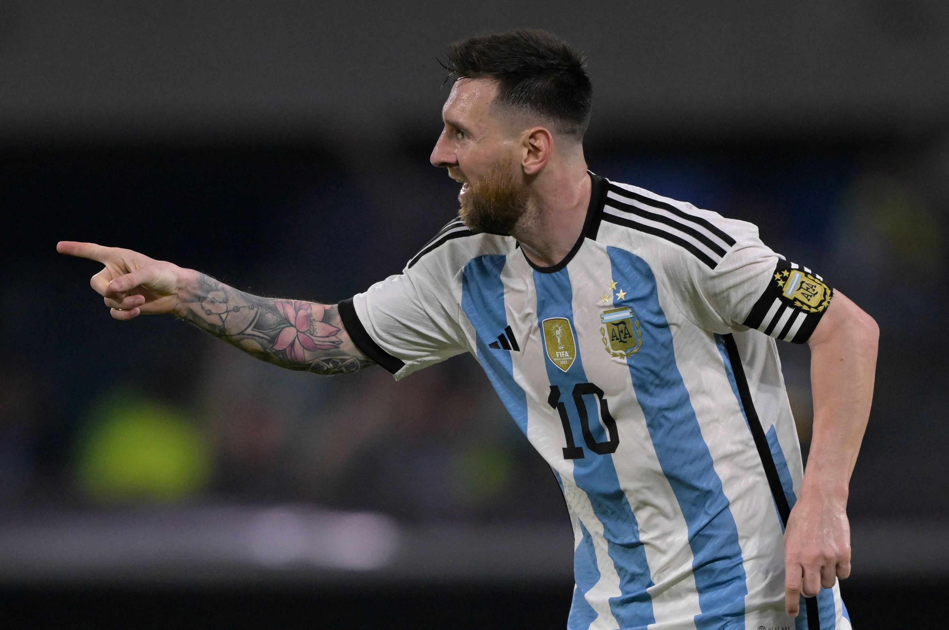 Mario Kempes wants to manage Lionel Messi and Argentina - Barca Blaugranes