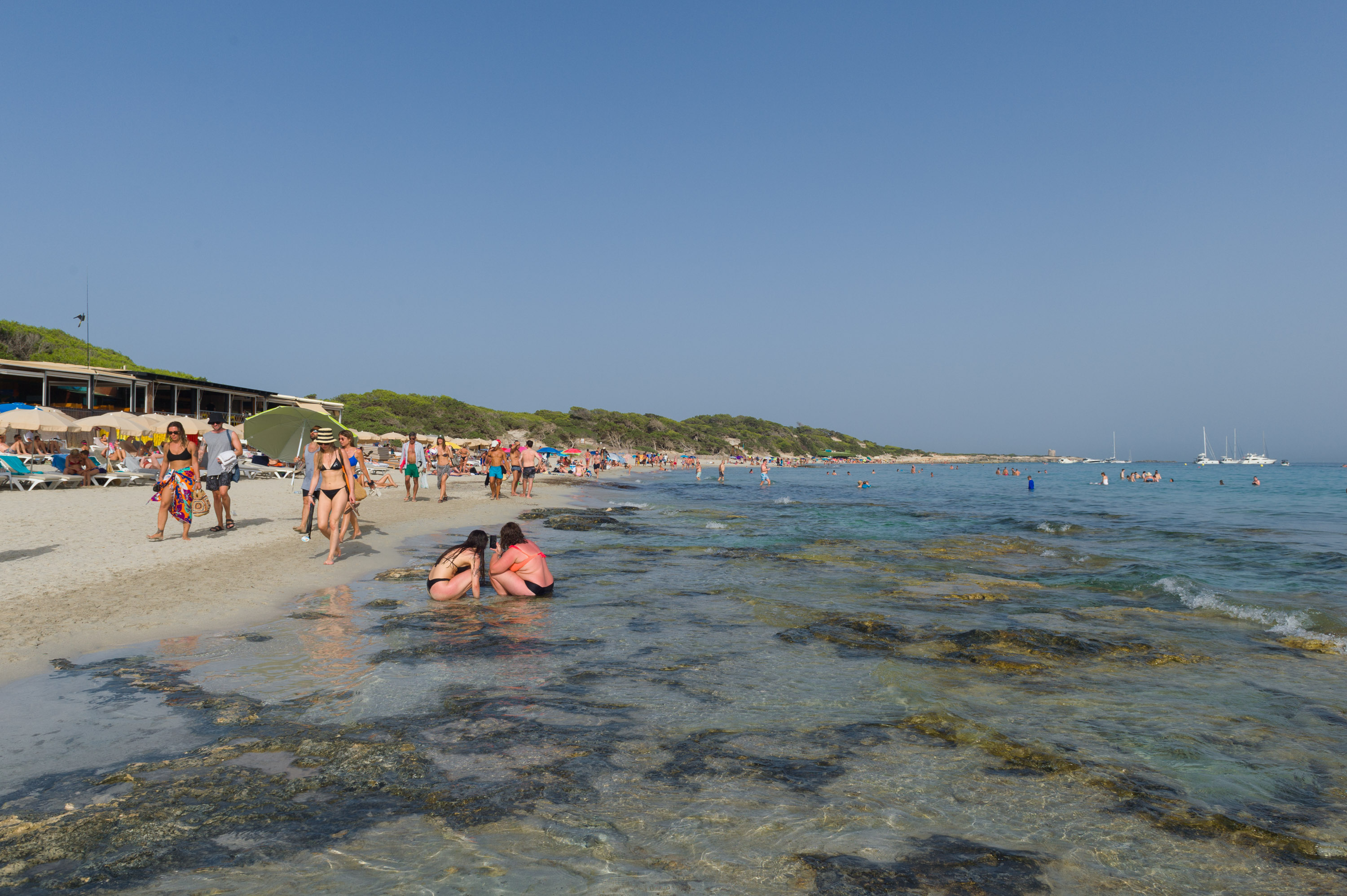 De Sitges a Maspalomas: las playas más visitadas del mundo por el turismo  gay - Tikitakas