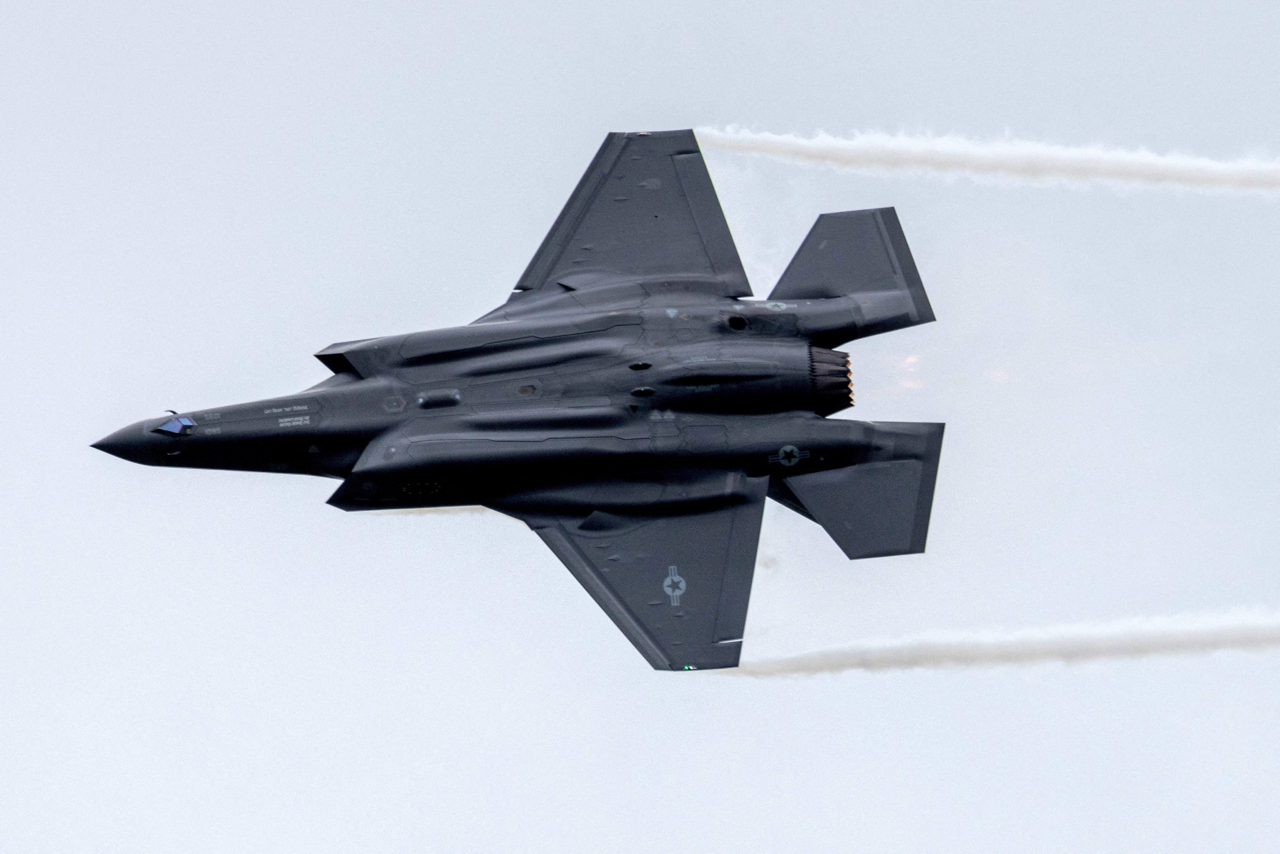 FILE PHOTO: A Lockheed Martin F-35 fighter jet performs during the International Aerospace Exhibition ILA on the opening day at Schoenefeld Airport in Berlin, Germany June 5, 2024. REUTERS/Axel Schmidt/File Photo