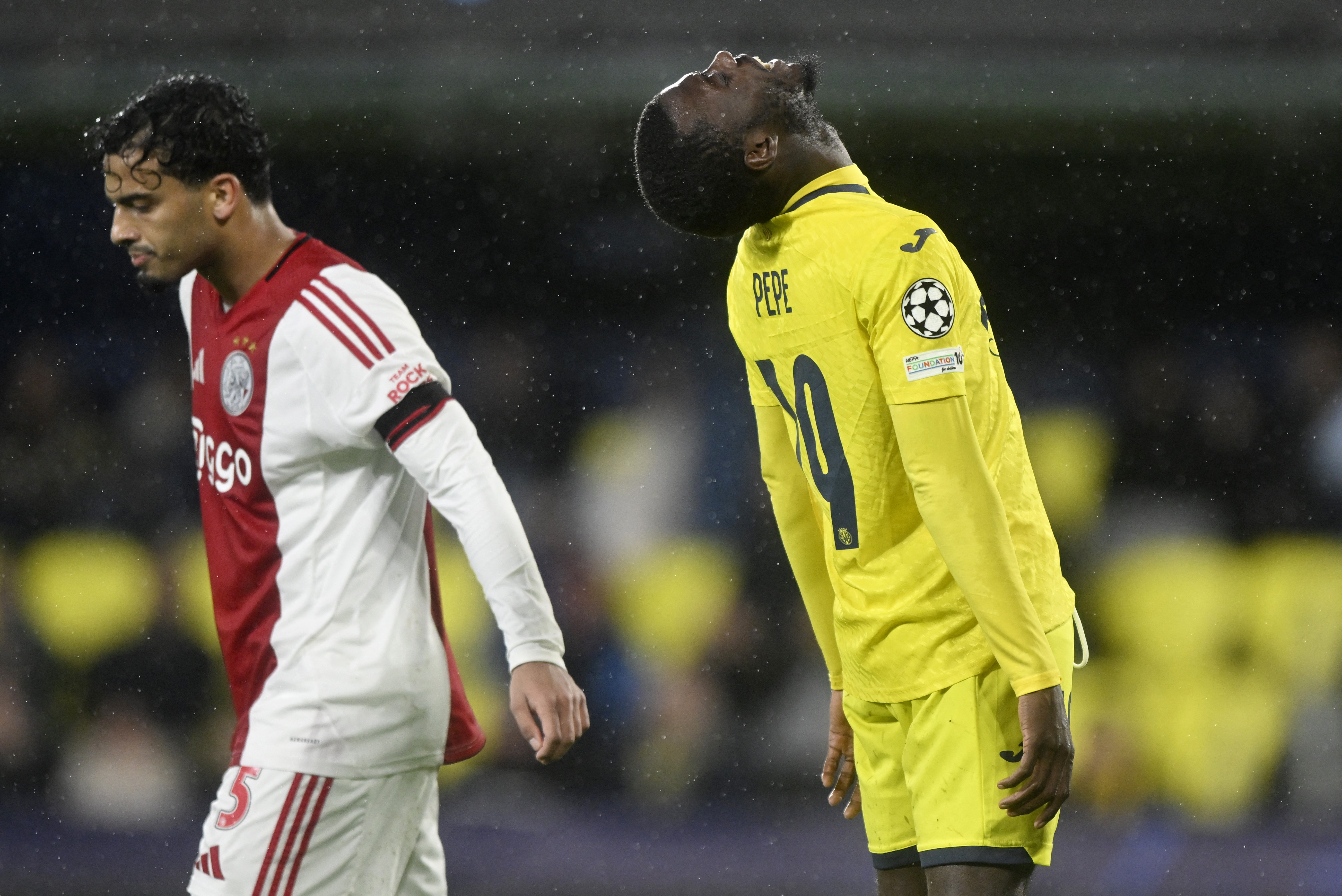 Soccer Football - UEFA Champions League - Villarreal v Ajax Amsterdam - Estadio de la Ceramica, Madrid, Spain - January 20, 2026 Villarreal's Nicolas Pepe reacts REUTERS/Pablo Morano