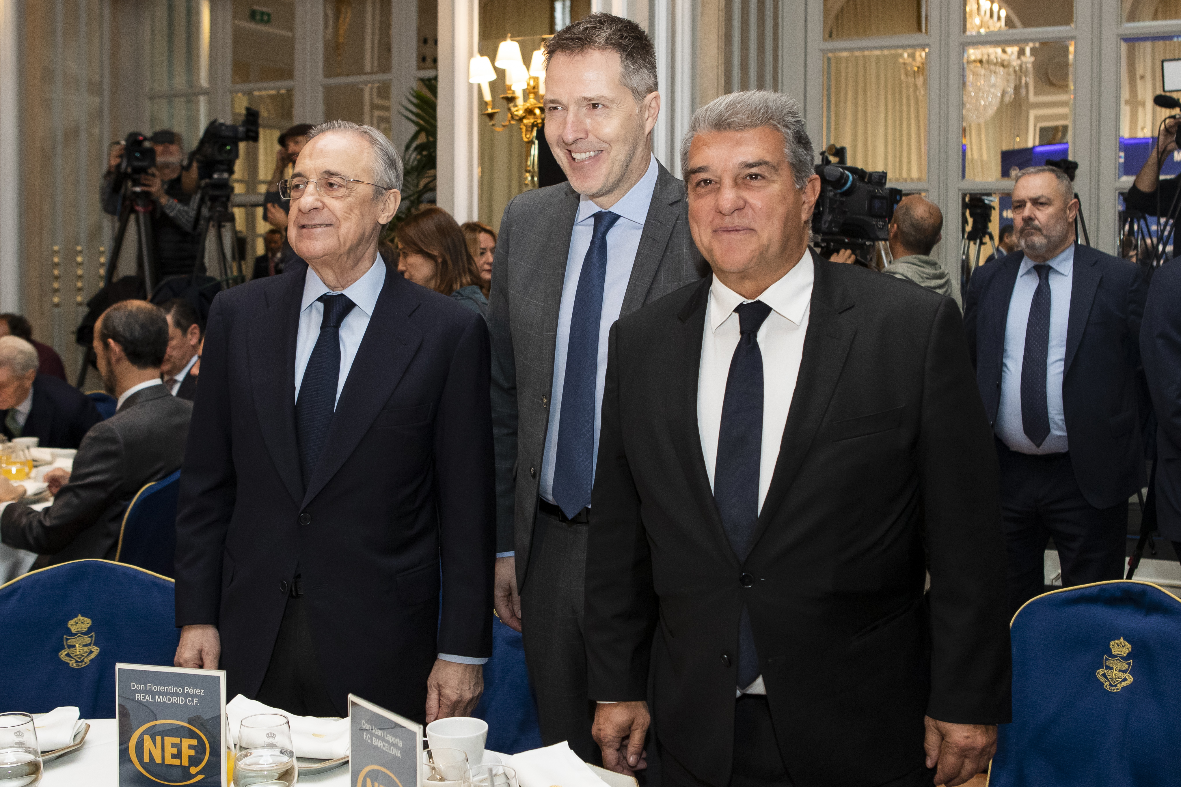 16/12/22 ACTO SUPERLIGA DESAYUNO INFORMATIVO FORUM EUROPABERND REICHART FLORENTINO PEREZ JOAN LAPORTA