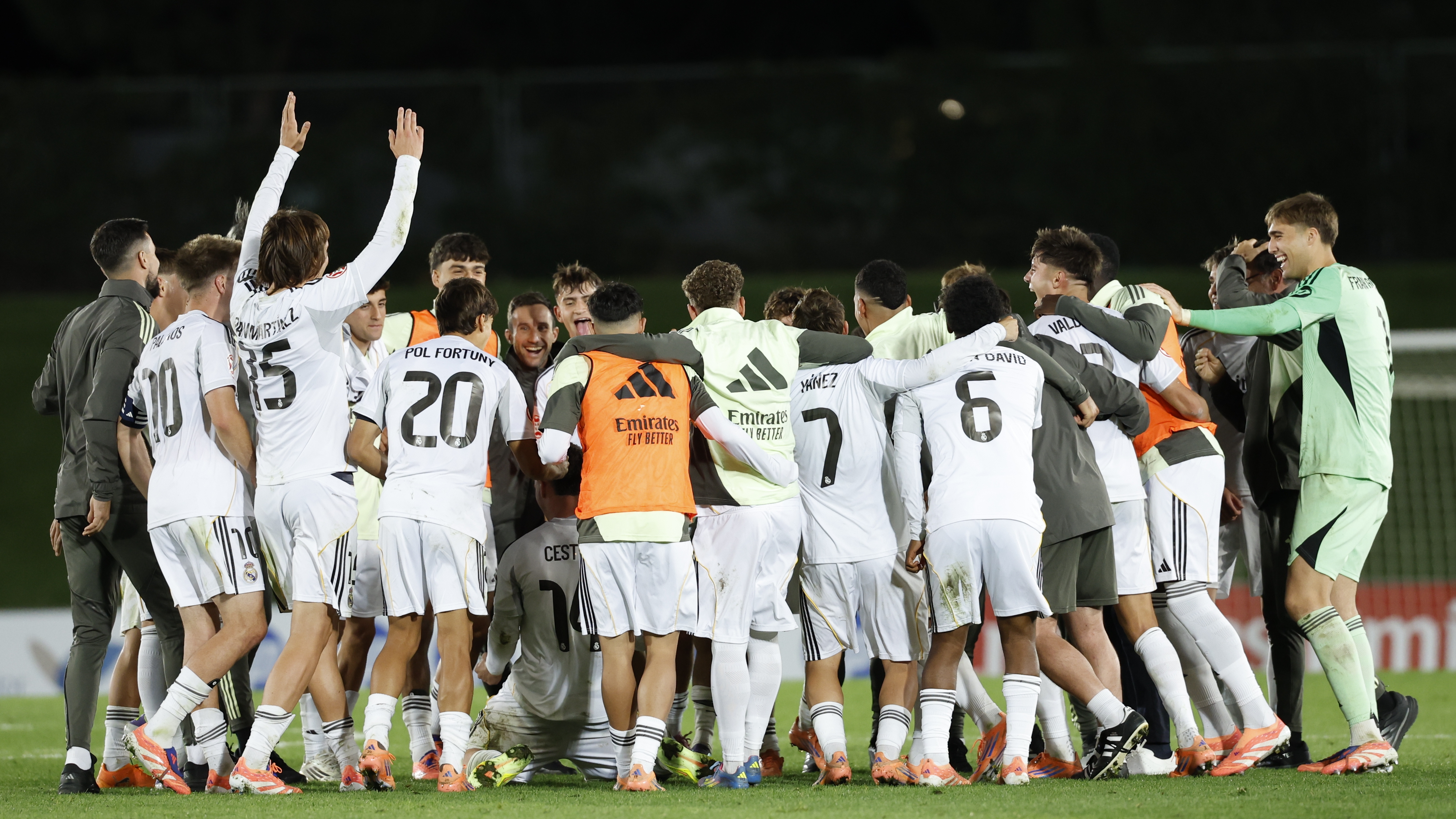 25/10/25 PARTIDO PRIMERA FEDERACION RFEF 
REAL MADRID CASTILLA U21  -  REAL AVILES
FIN DE PARTIDO ALEGRIA 