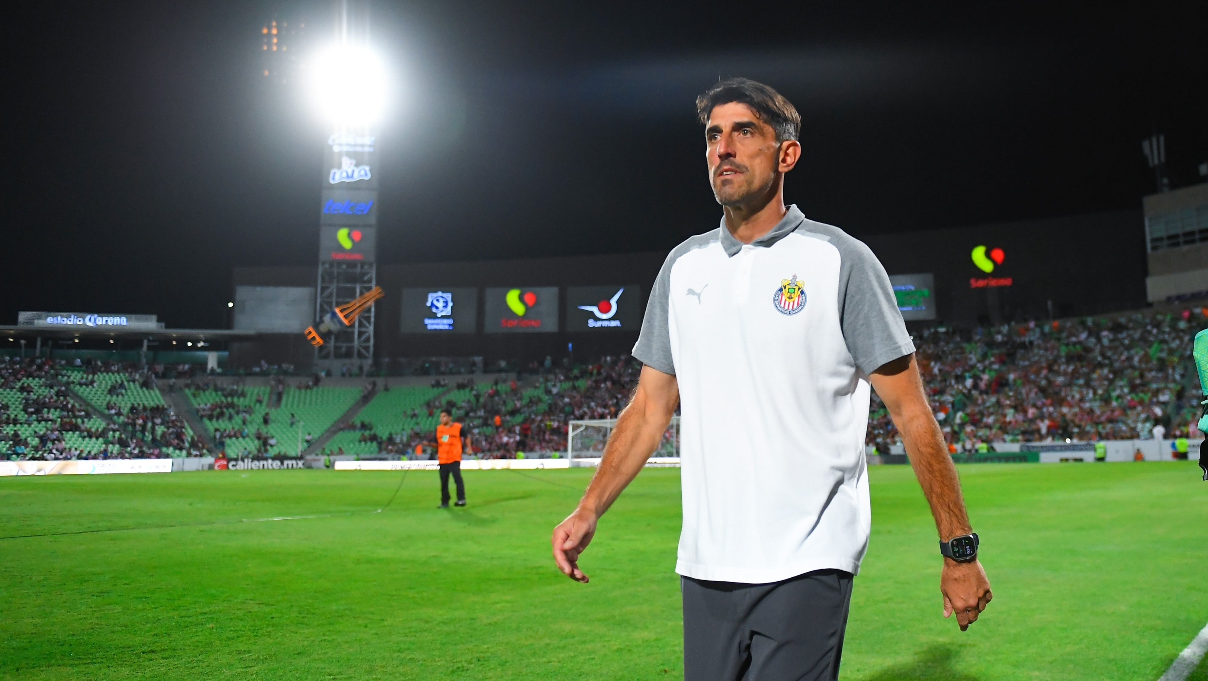 El Almería negocia con Paunovic para ser el nuevo entrenador