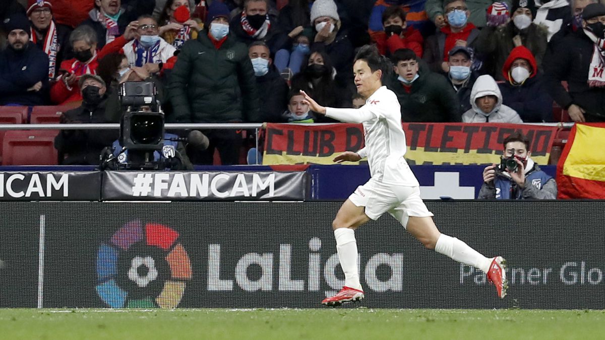 Take Kubo se viste de superhéroe