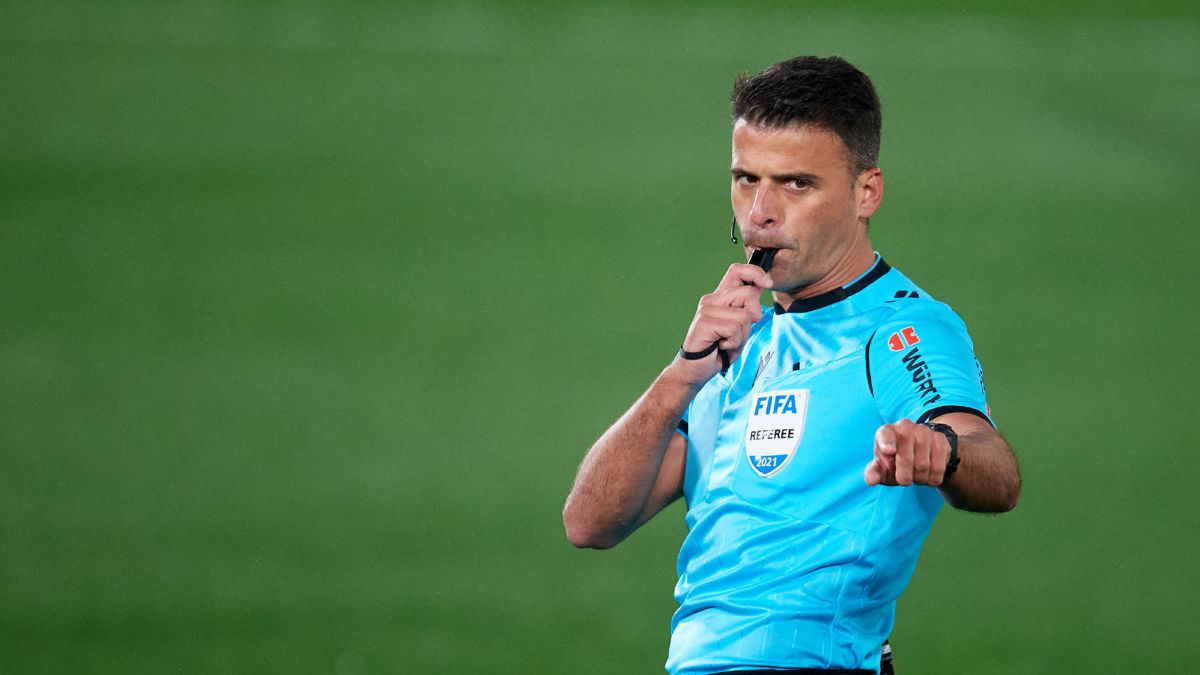 Gil Manzano, &aacute;rbitro