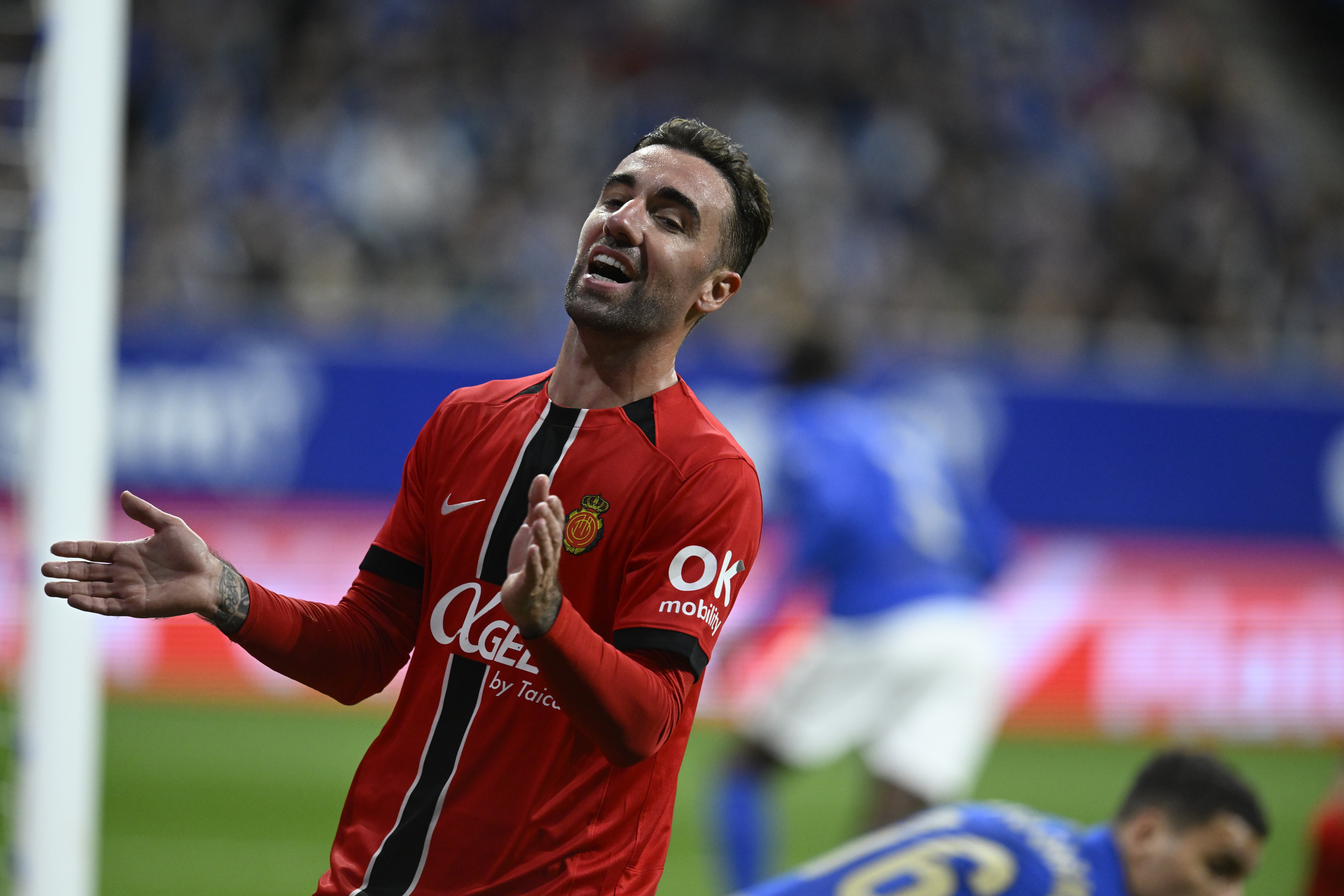 Sergi Darder se lamenta de una ocasión fallada ante el Oviedo. 05/12/25