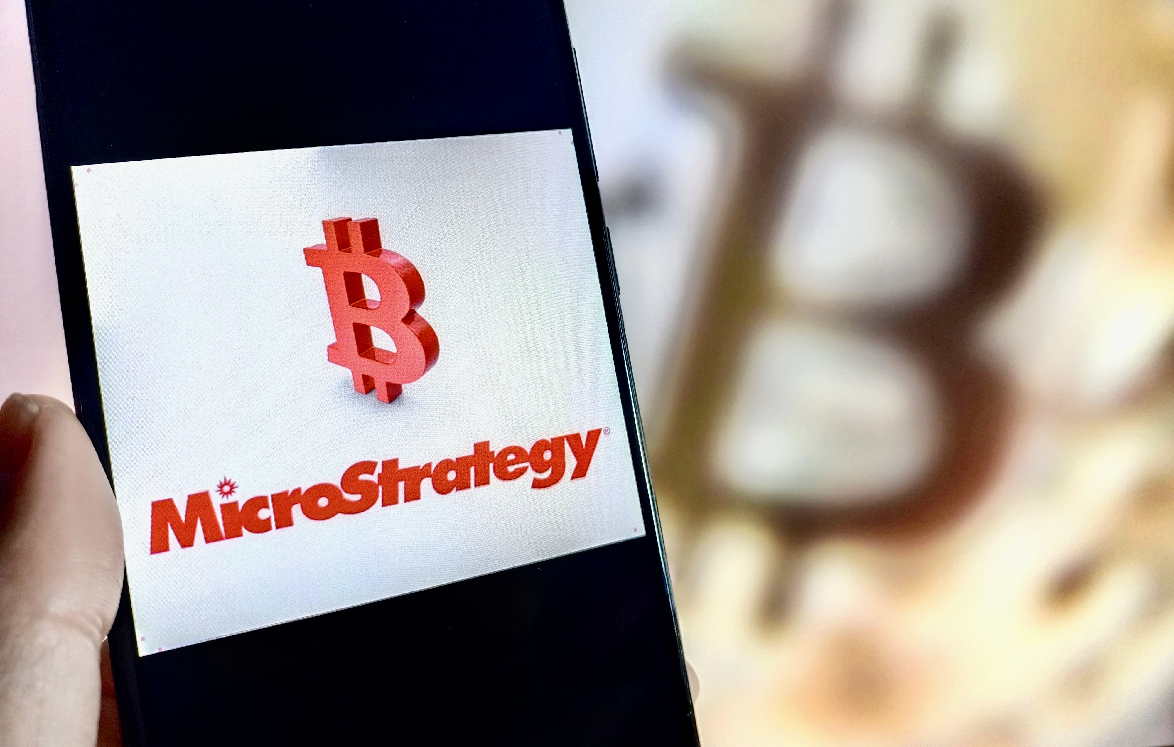 MicroStrategy seeks to sell $2bn of class A shares, buy more Bitcoin – DL  News