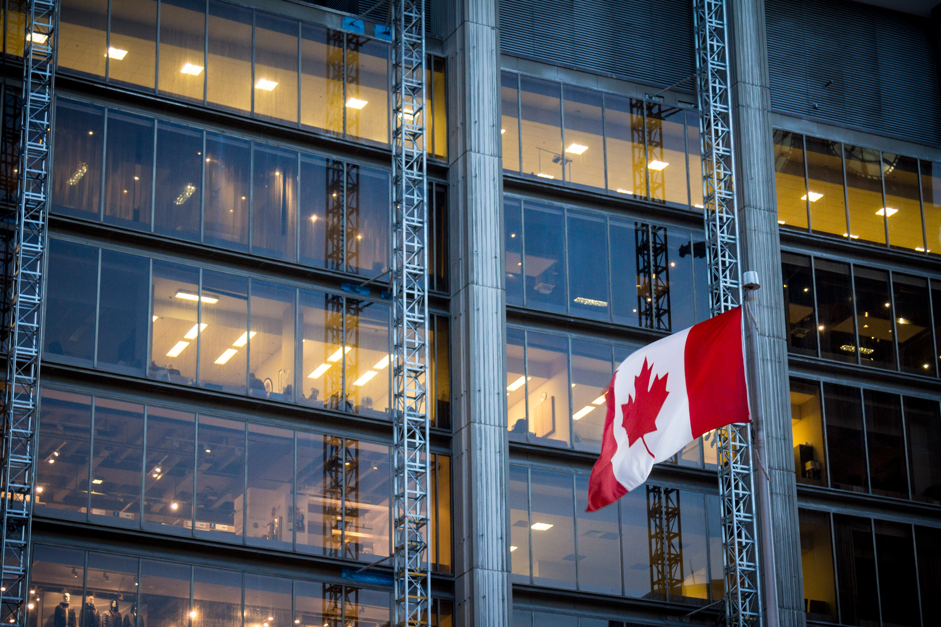 Canada extends crypto exchange compliance deadline citing stablecoin risk concerns