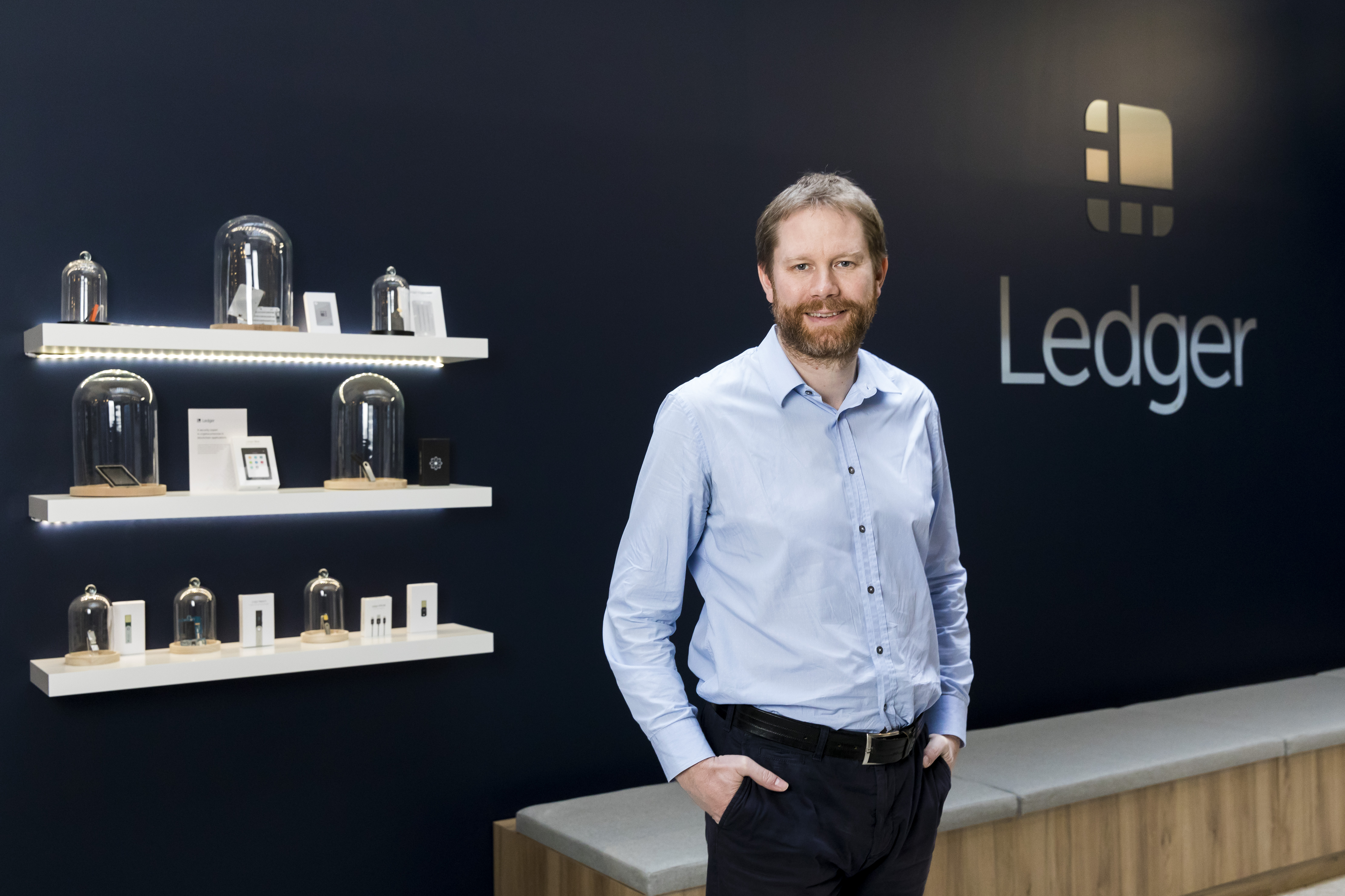 Ledger, le spécialiste des portefeuilles de cryptomonnaies, lève 61 M€.  Mais pour quoi faire ?