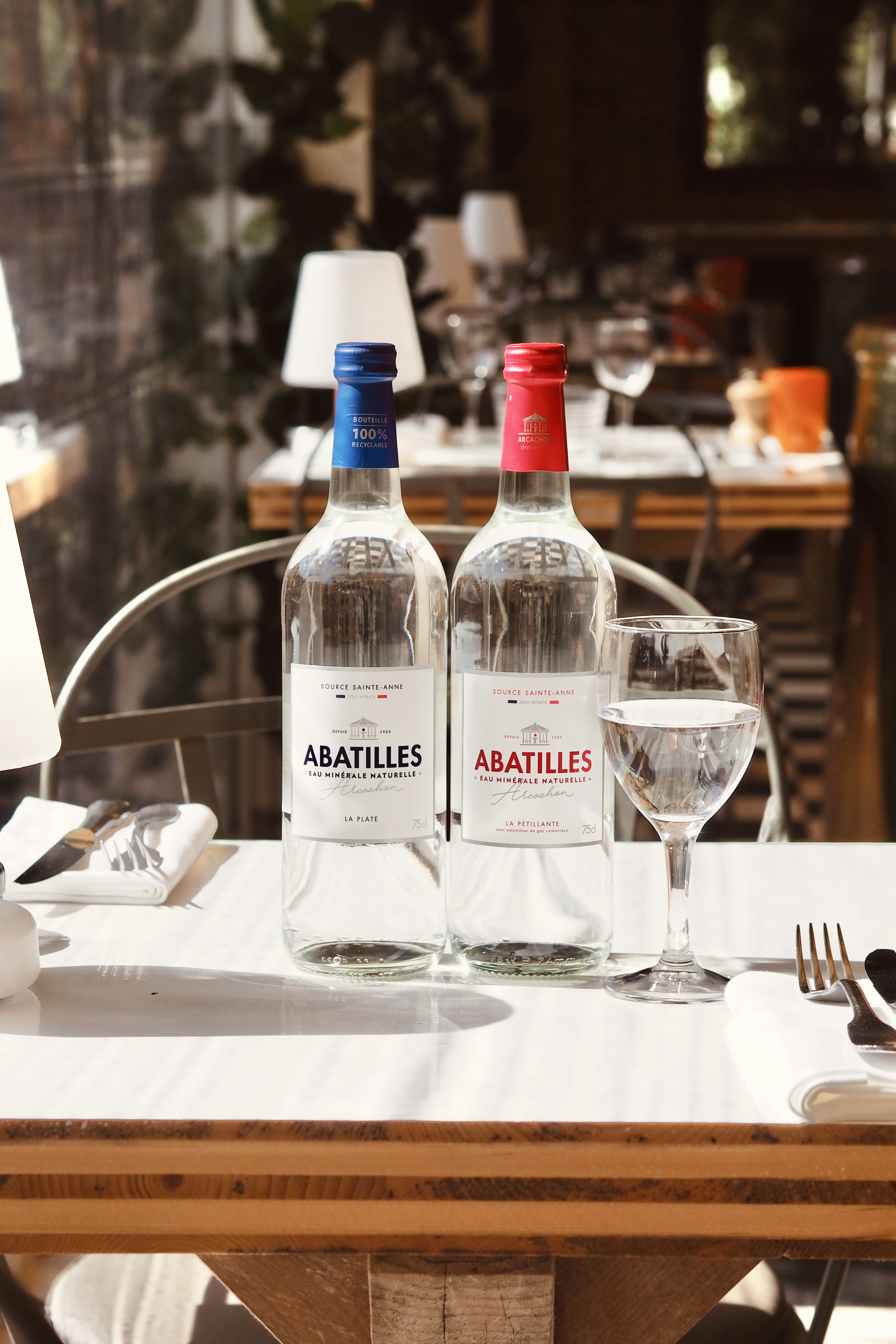 Eaux en bouteille : le packaging inspire le luxe