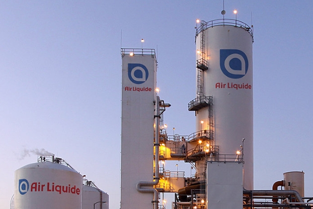 la mi-anne, Air Liquide se restructure