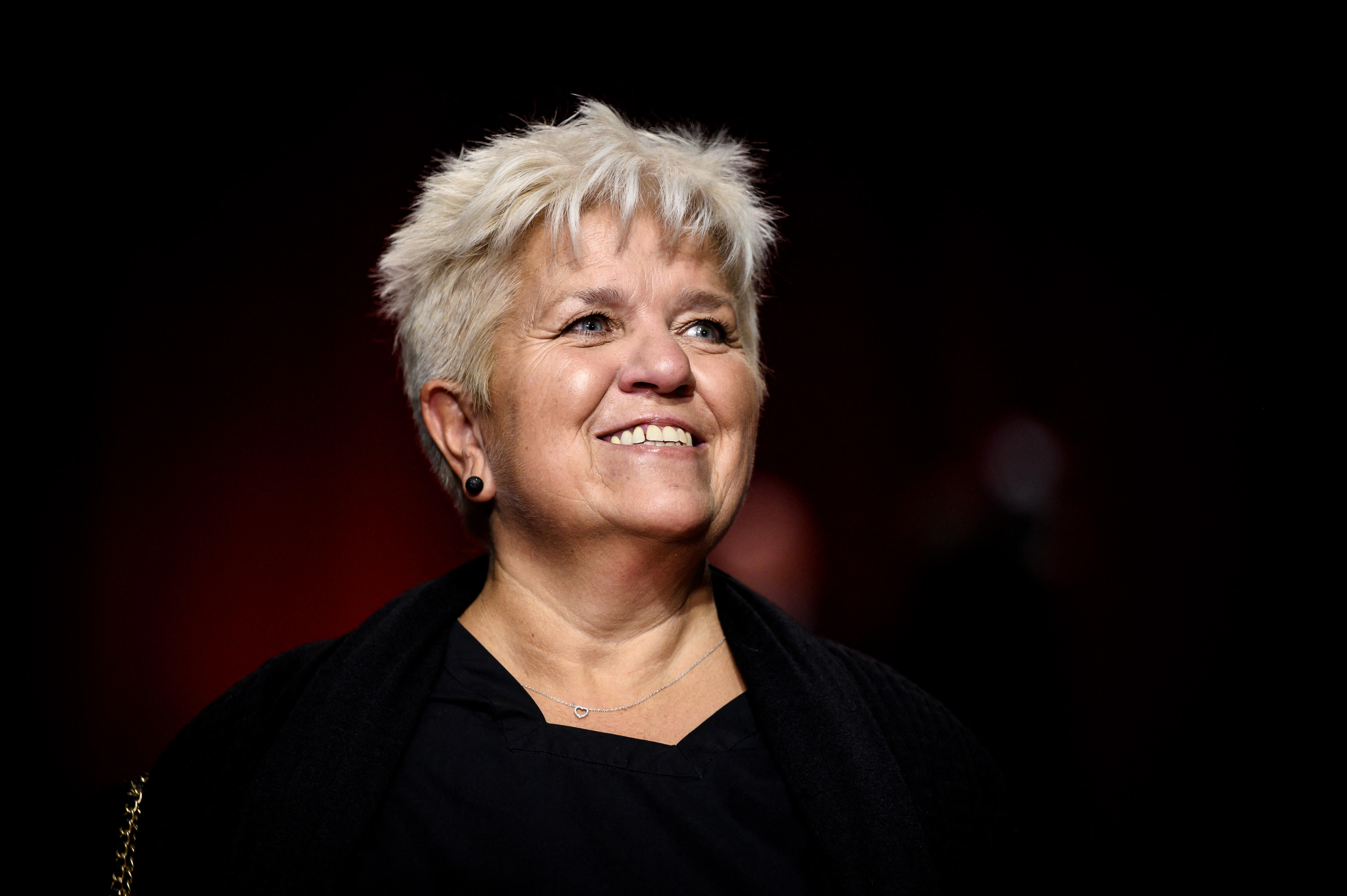 Les Enfoirés 2026 : pourquoi Mimie Mathy n'est finalement pas sur scène - La DH/Les Sports+