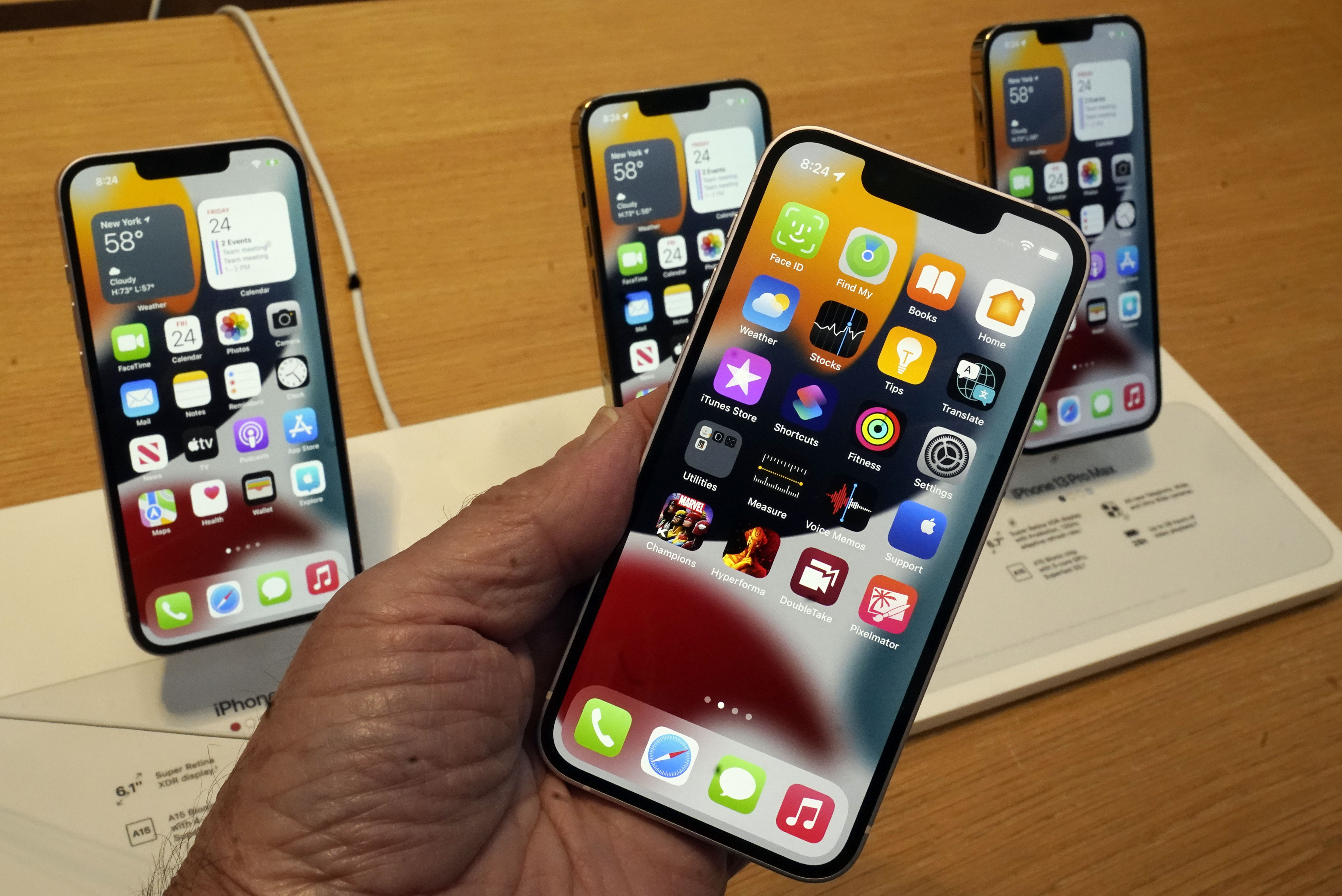 iPhone 12 : la charge sans fil ne fonctionnerait pas avec certains  chargeurs - Belgium iPhone