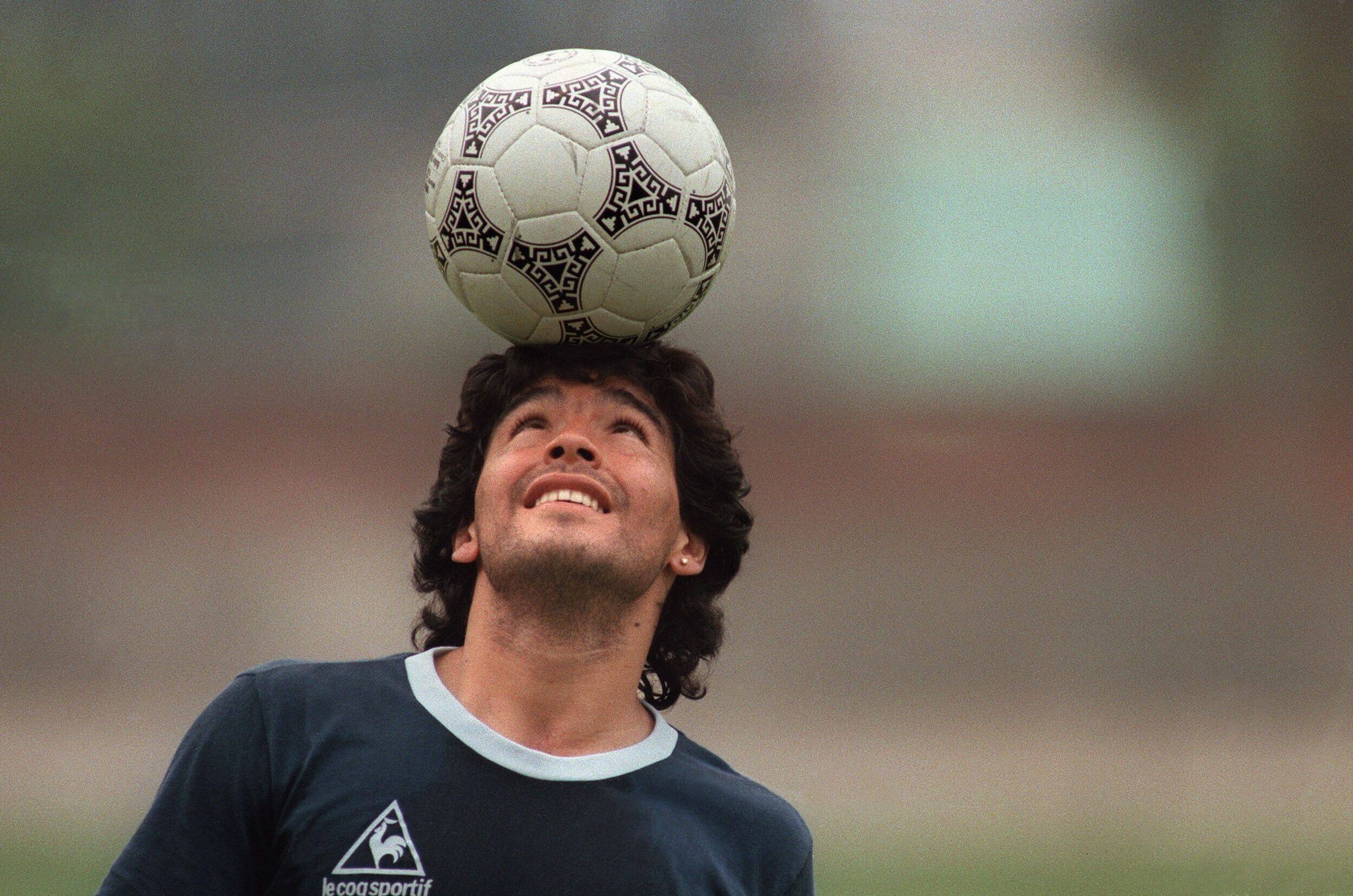 Maillot Diego Maradona Argentinos Juniors – Débuts Légende Football Édition Limitée