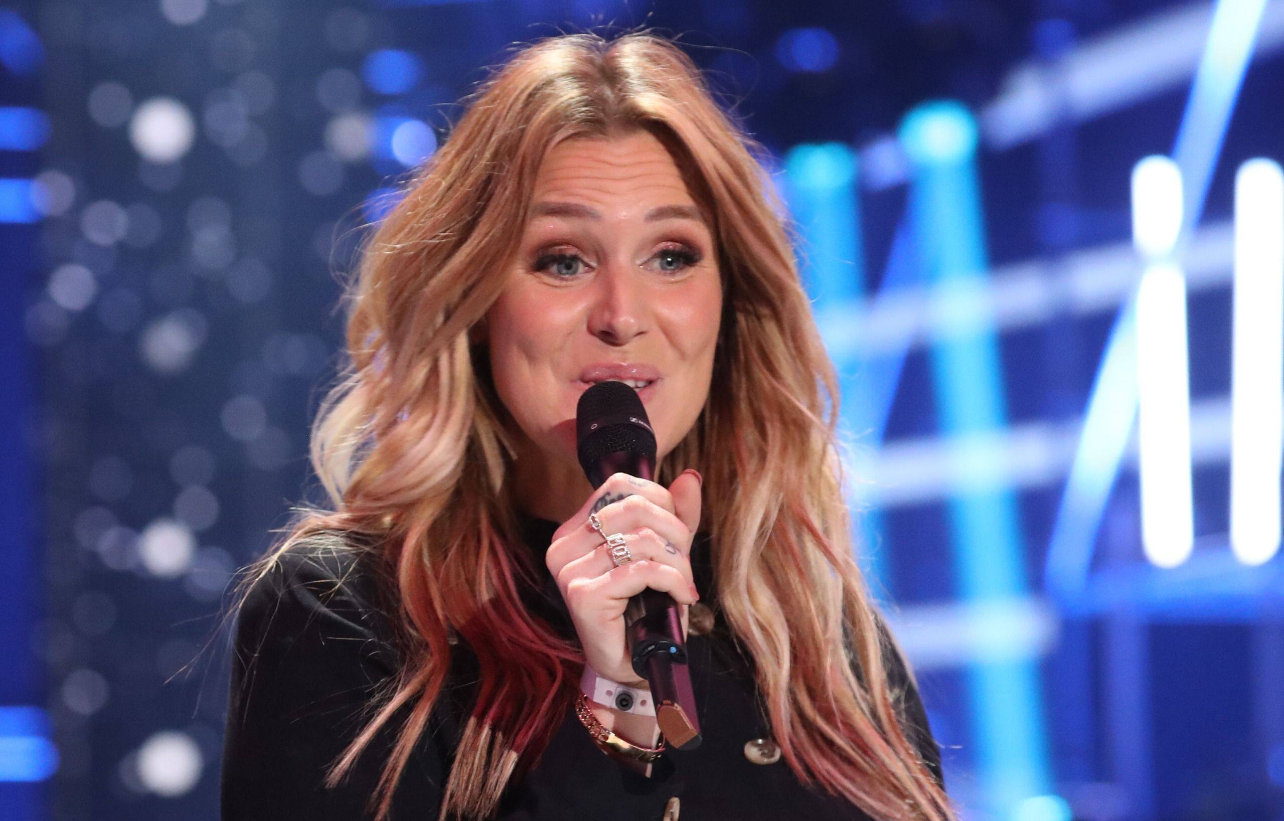 Aurélie Van Daelen En Couple 2022 Si tu ne te mets pas en couple, tu rentres chez toi": la Belge Aurélie Van  Daelen (Secret Story) révèle les pressions sur les candidats de téléréalité  - La DH/Les Sports+