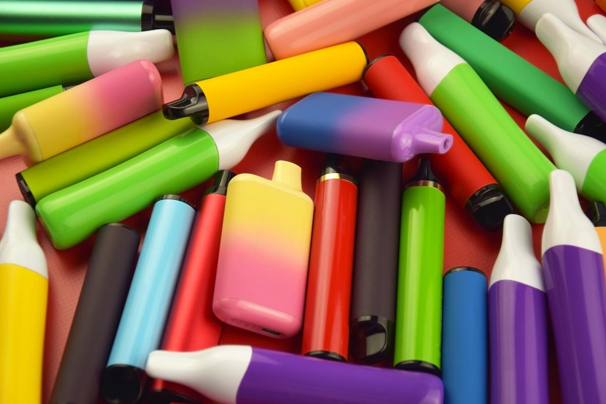 La cigarette lectronique: clope virtuelle, danger rel? - Moustique La cigarette lectronique: clope virtuelle, danger rel? - Moustique