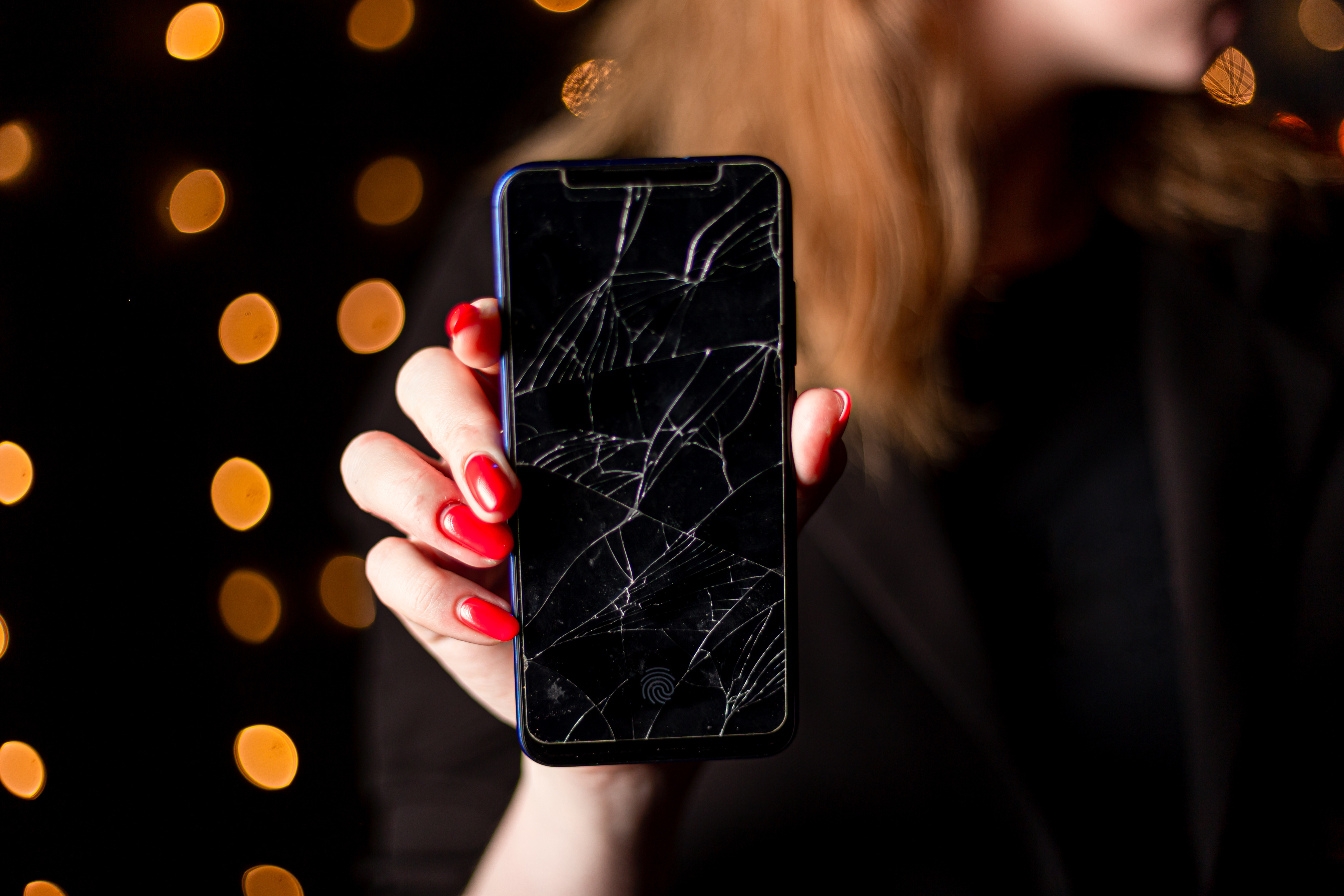 Réparation Remplacement Vitre Arrière cassé Apple iPhone XR sur Paris
