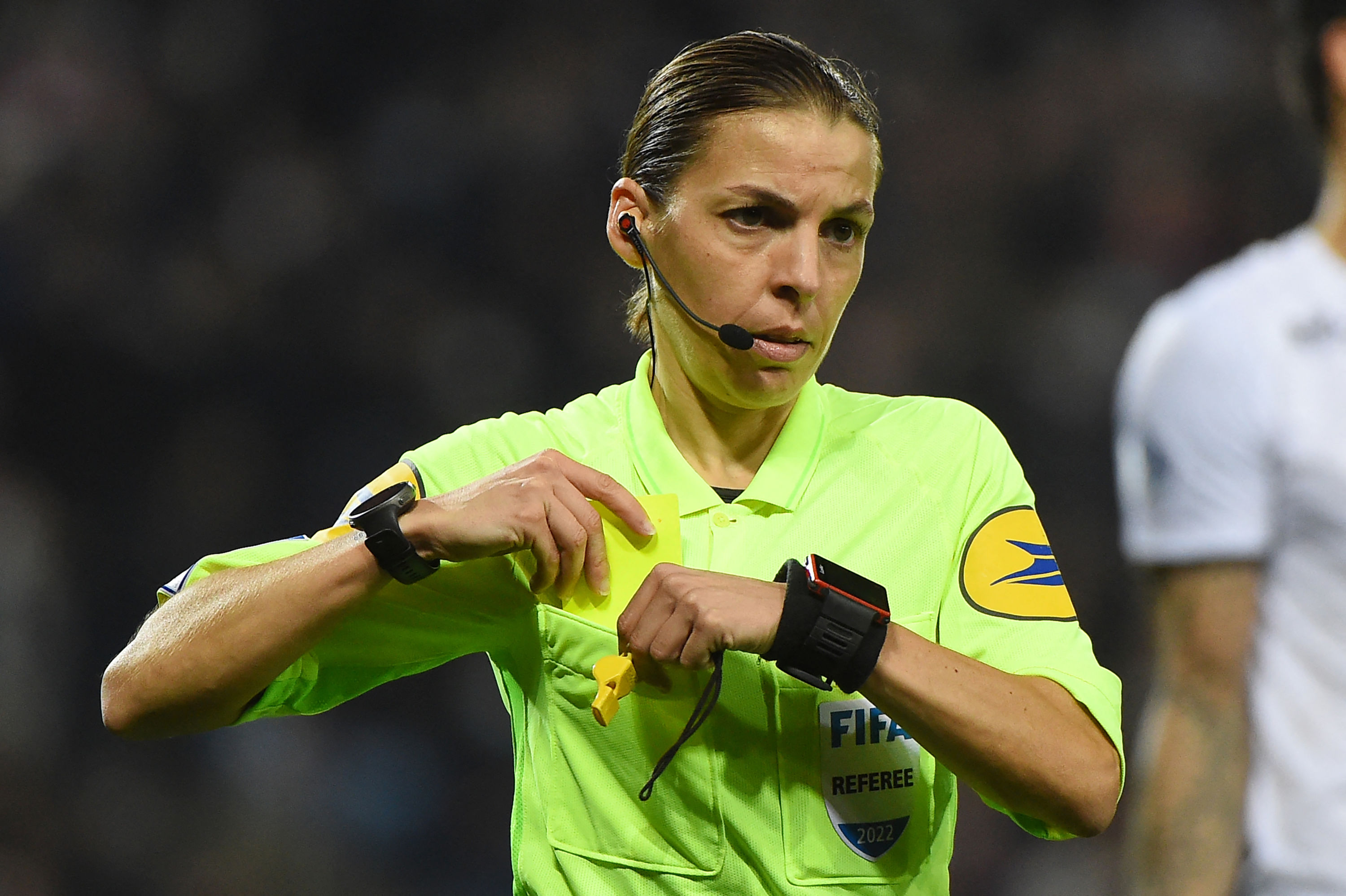 Montre best sale arbitre foot