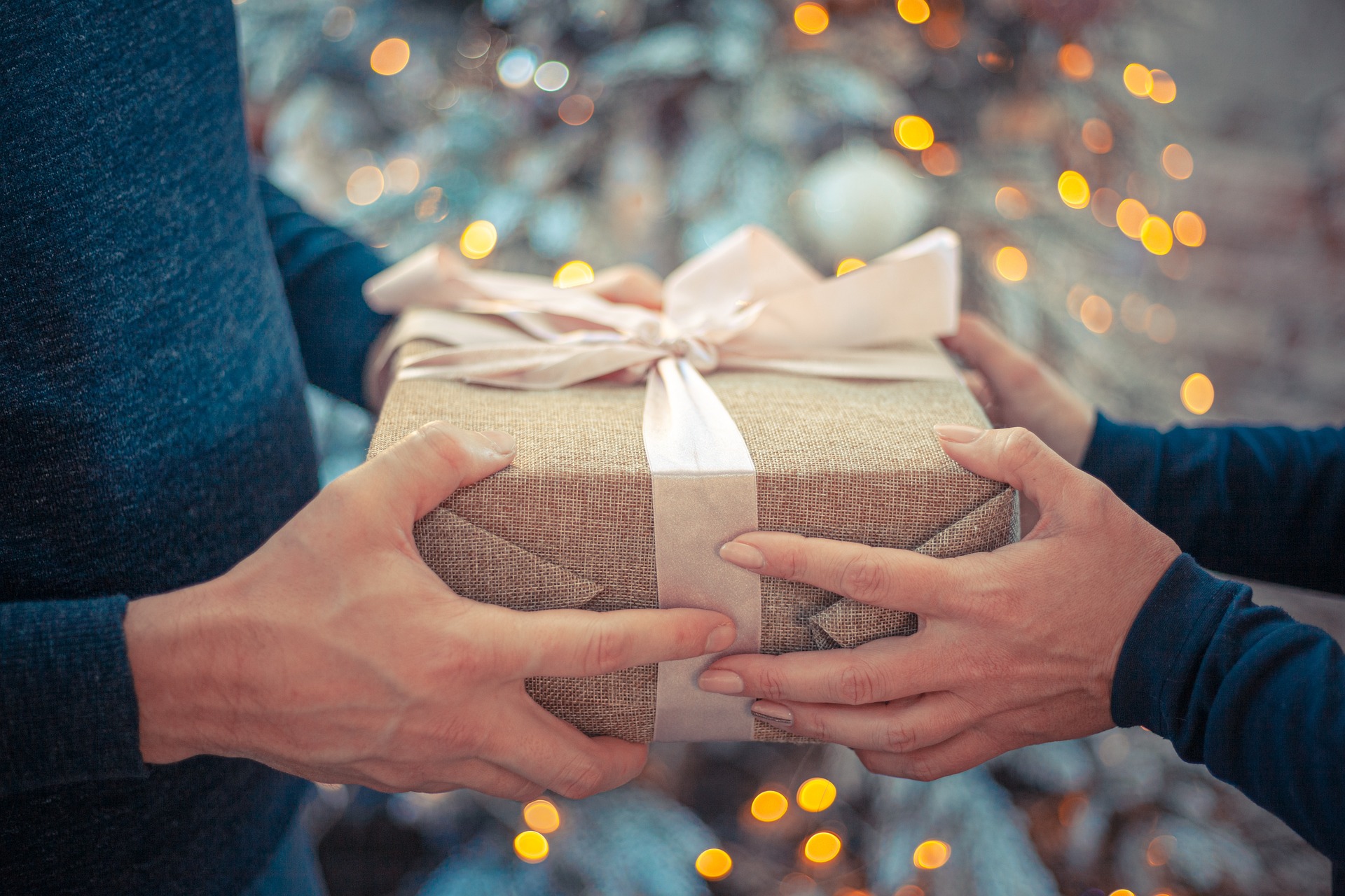 Boîte Cadeau Noël : Offrez des Présents Mémorables et Personnalisés – Sapin  Belge