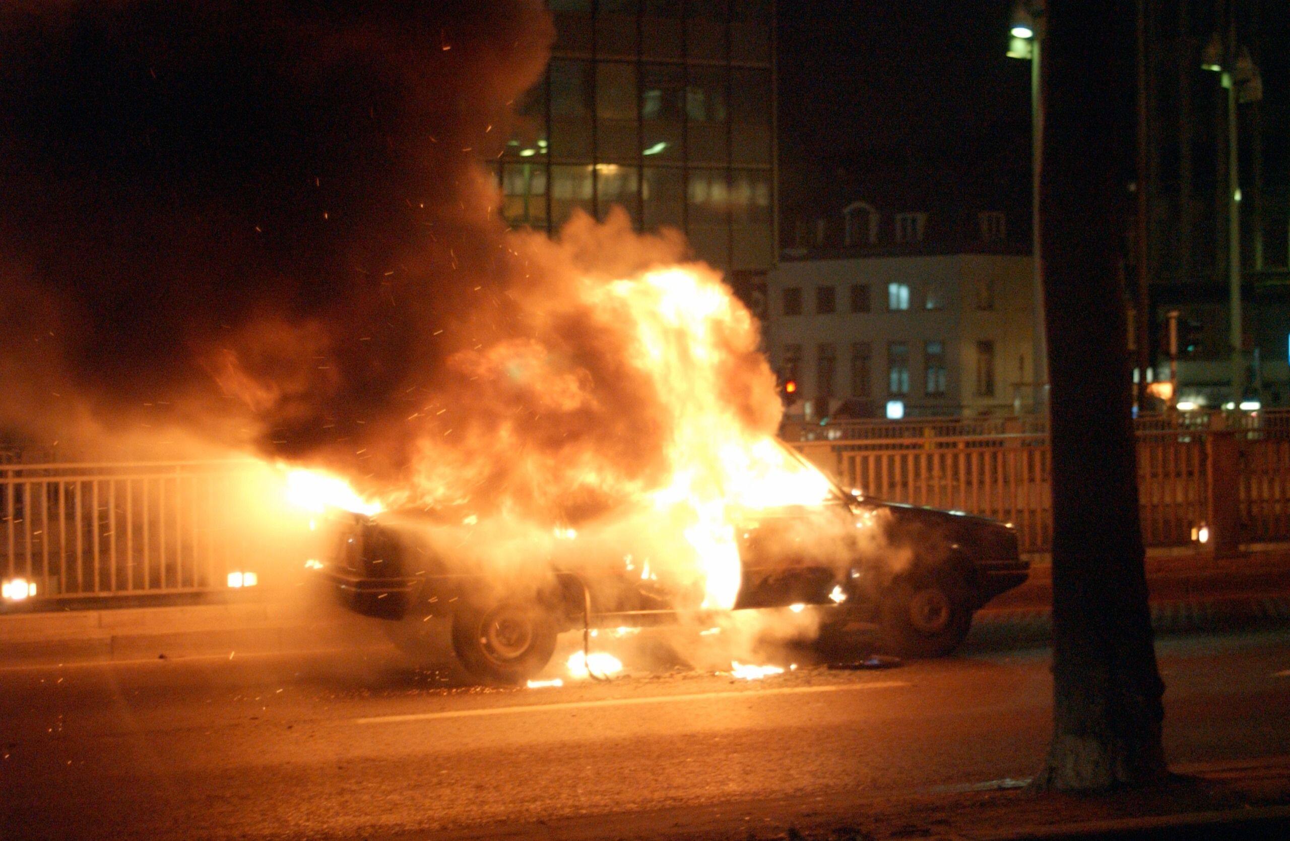 Belgique. Une voiture incendiée près du marché de Noël à Liège