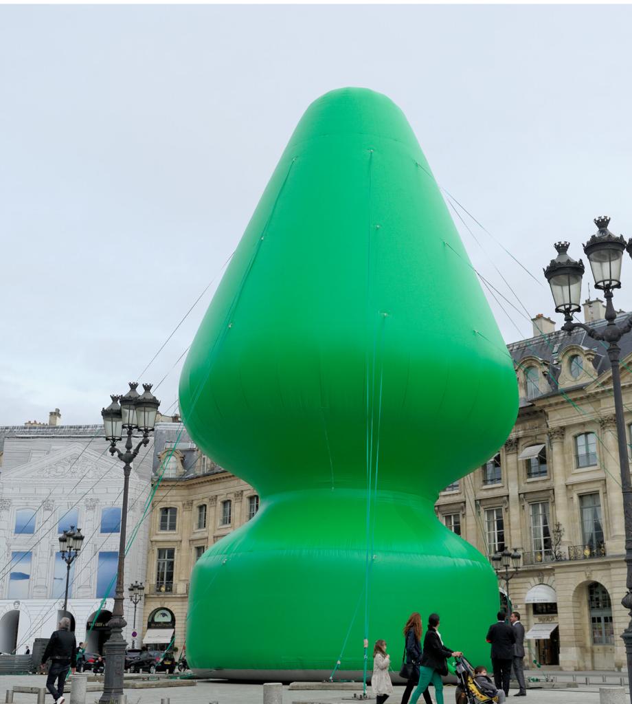 plug anal place vendome Kermit, place Vendôme : le patrimoine une fois de plus parasité par l'art  contemporain main image 1