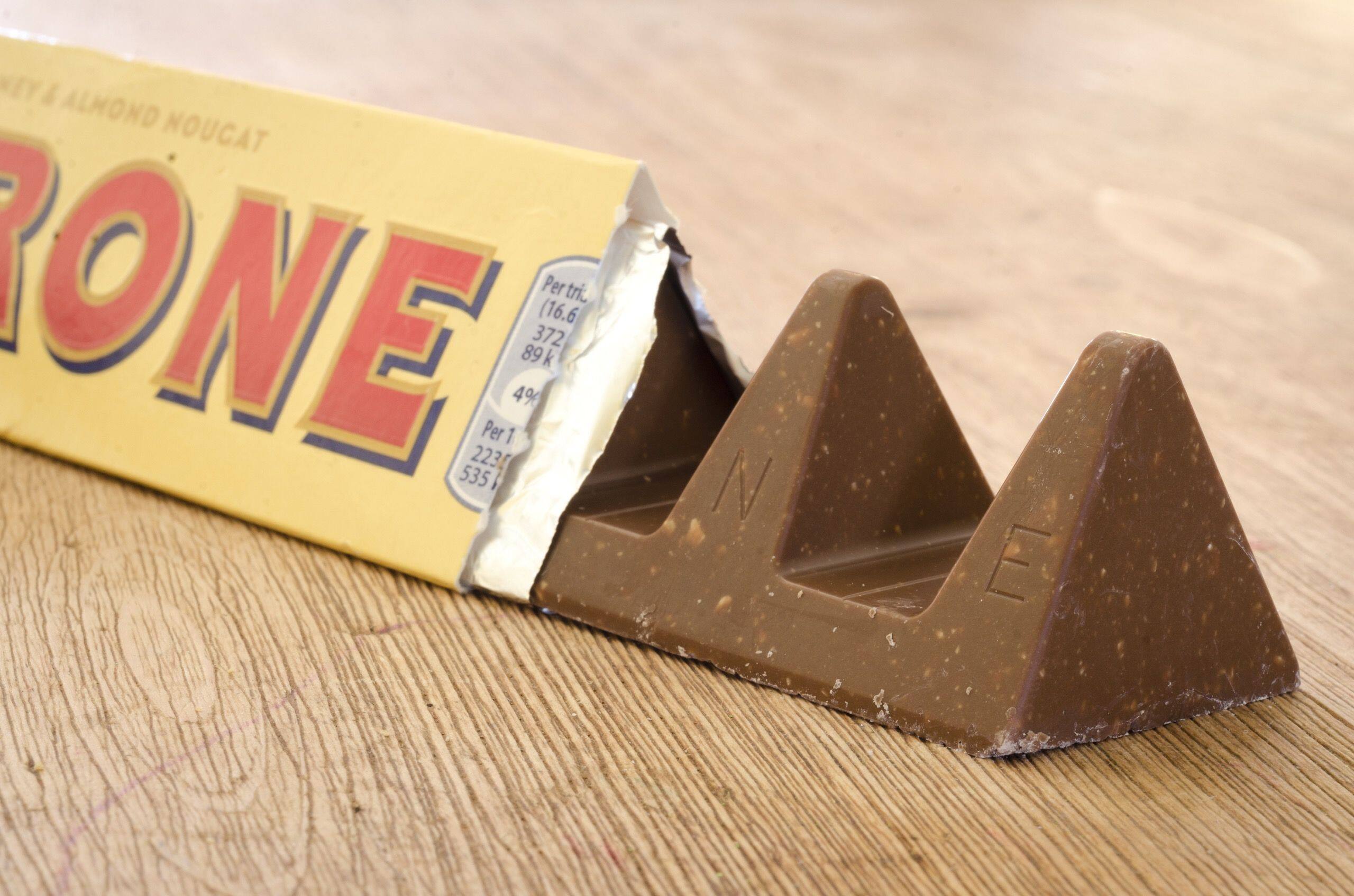Le chocolat Toblerone ne sera plus produit exclusivement en Suisse - La  Libre