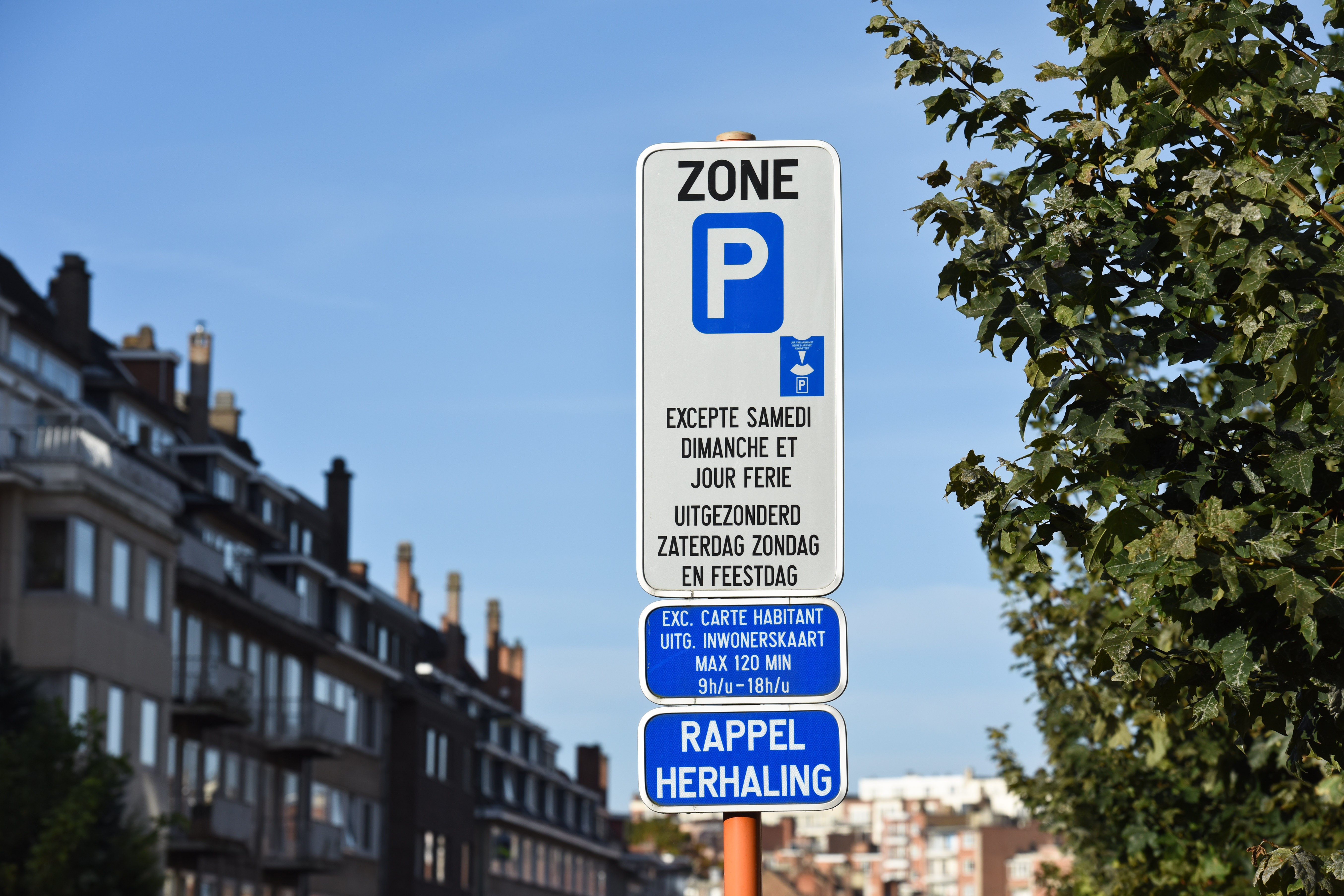 Disque vert : convention pour favoriser le parking de la voiture