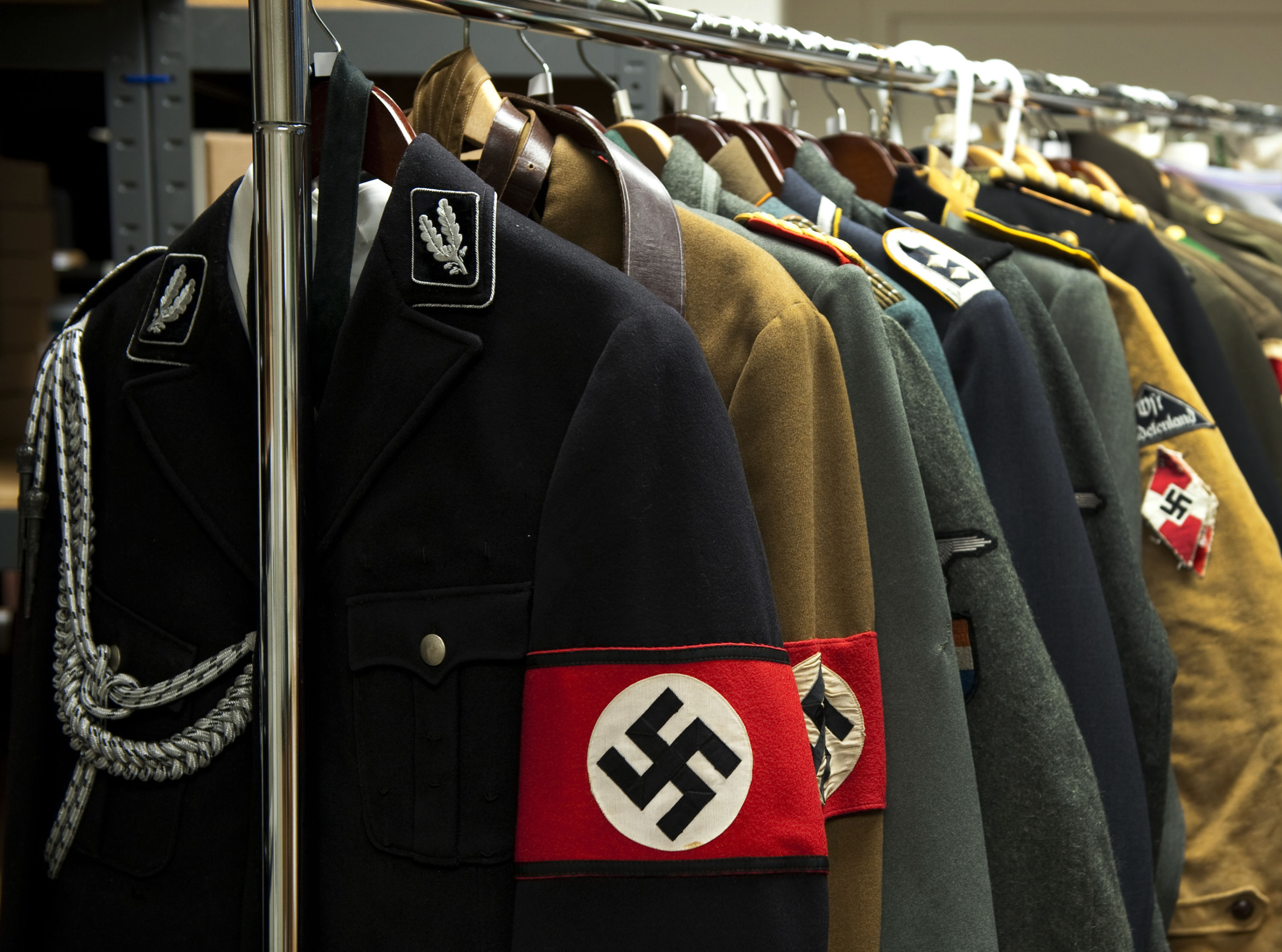 Фашистский костюм. Нацистская форма. Костюм нациста. Одежда нацистов.