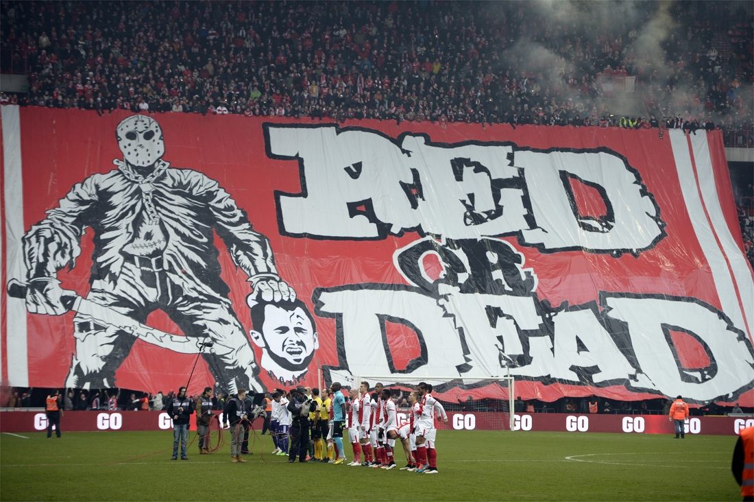 L'impressionnant tifo des supporters d'Anderlecht avant le derby