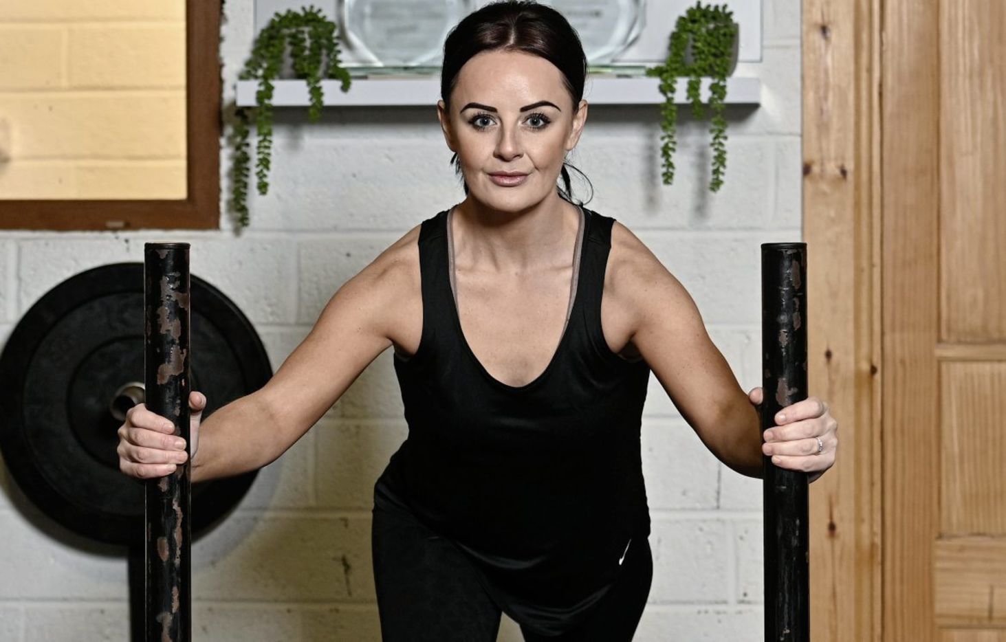 Irish model/fitness trainer Caroline Girvan : r/FemaleCelebrityBiceps