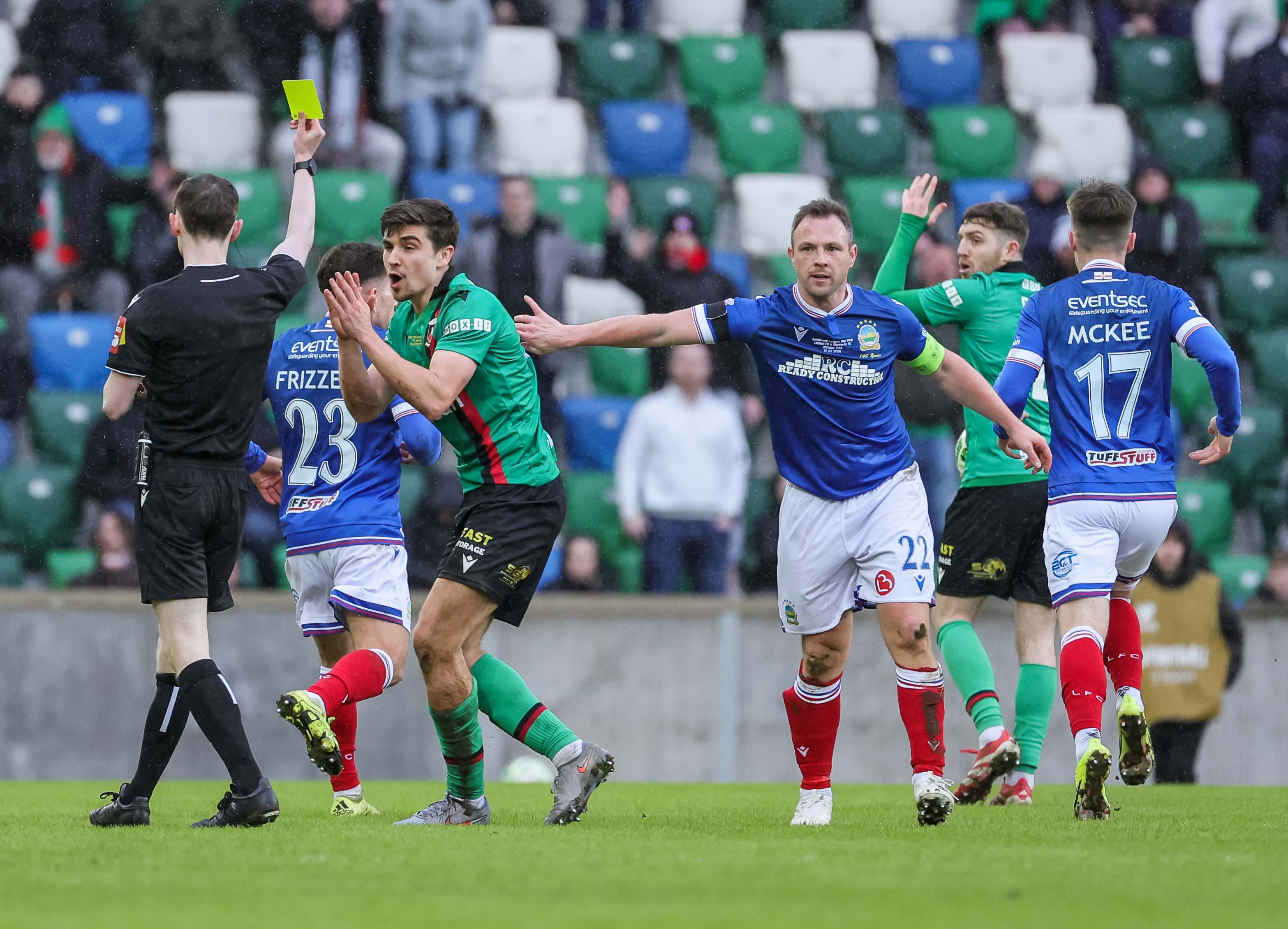 As it happened: McDaid the hero as Glentoran lift the Irish Cup - Sport