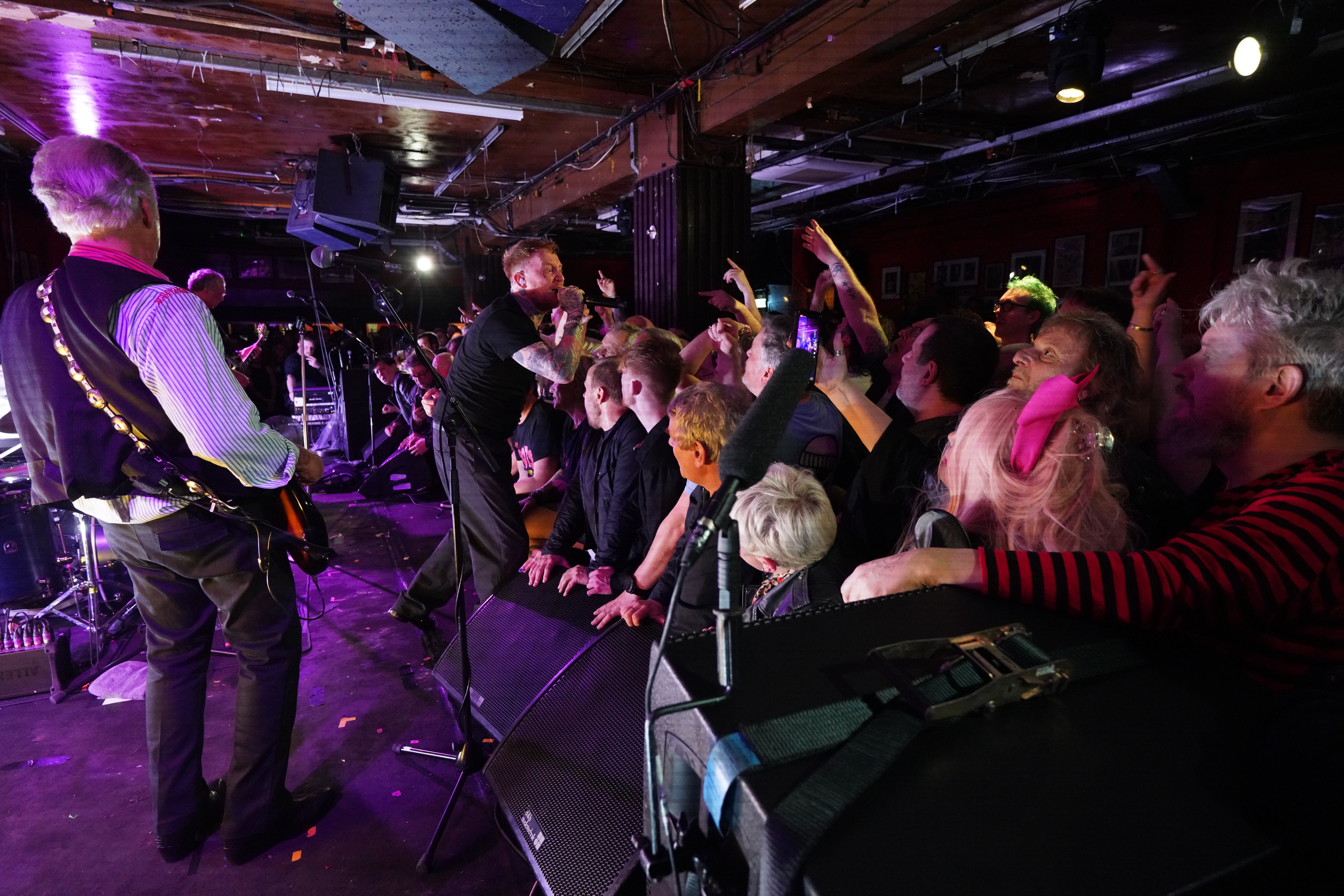 THE AT /LIVE PISTOLS SEX 洋楽 100 NzktNDYwOC5wbmc.jpeg LONDON CLUB 洋楽