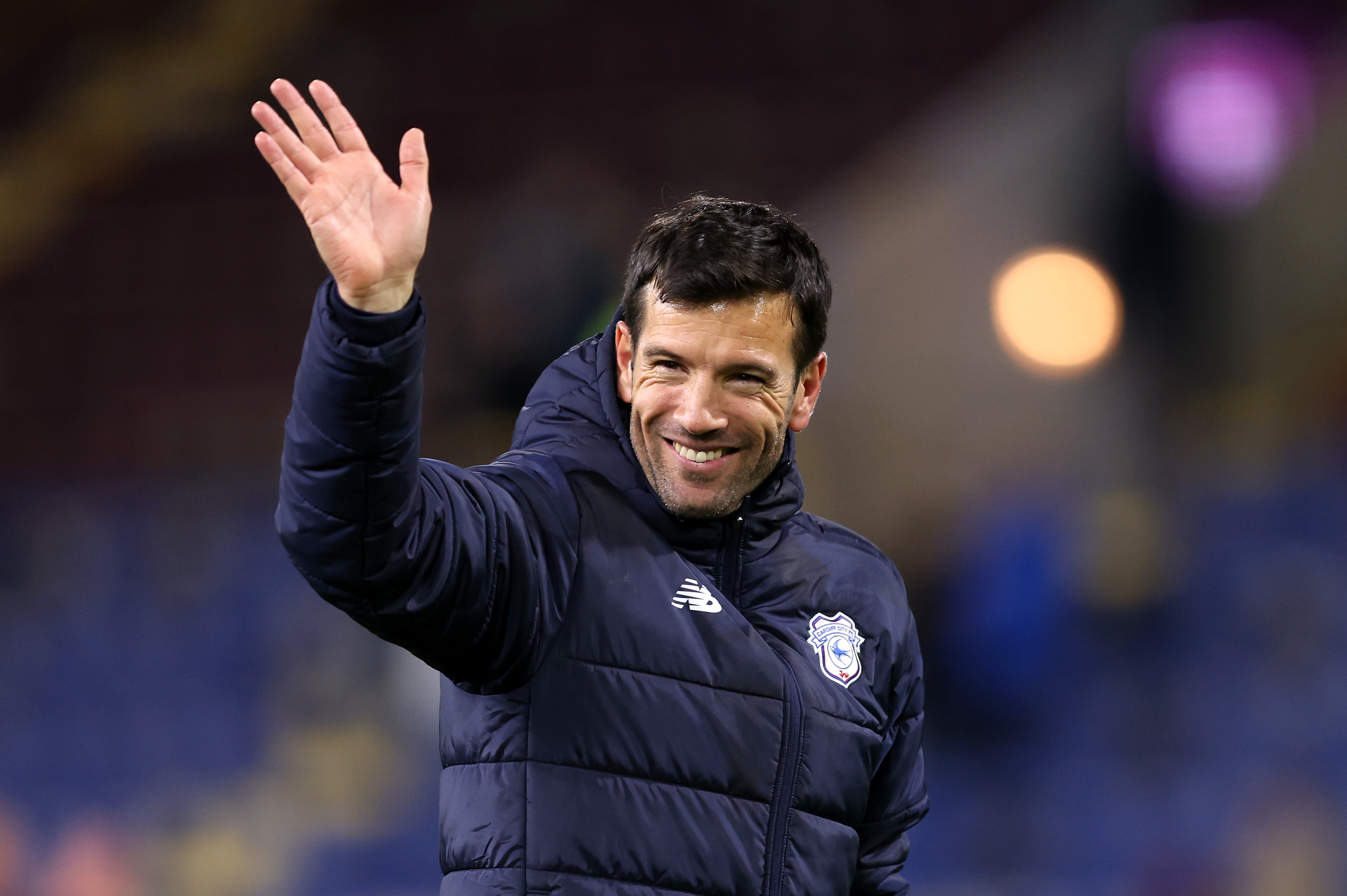 Beckham tried to stop Man Utd selling me, claims Stam | Goal.com, image size:3507x2334