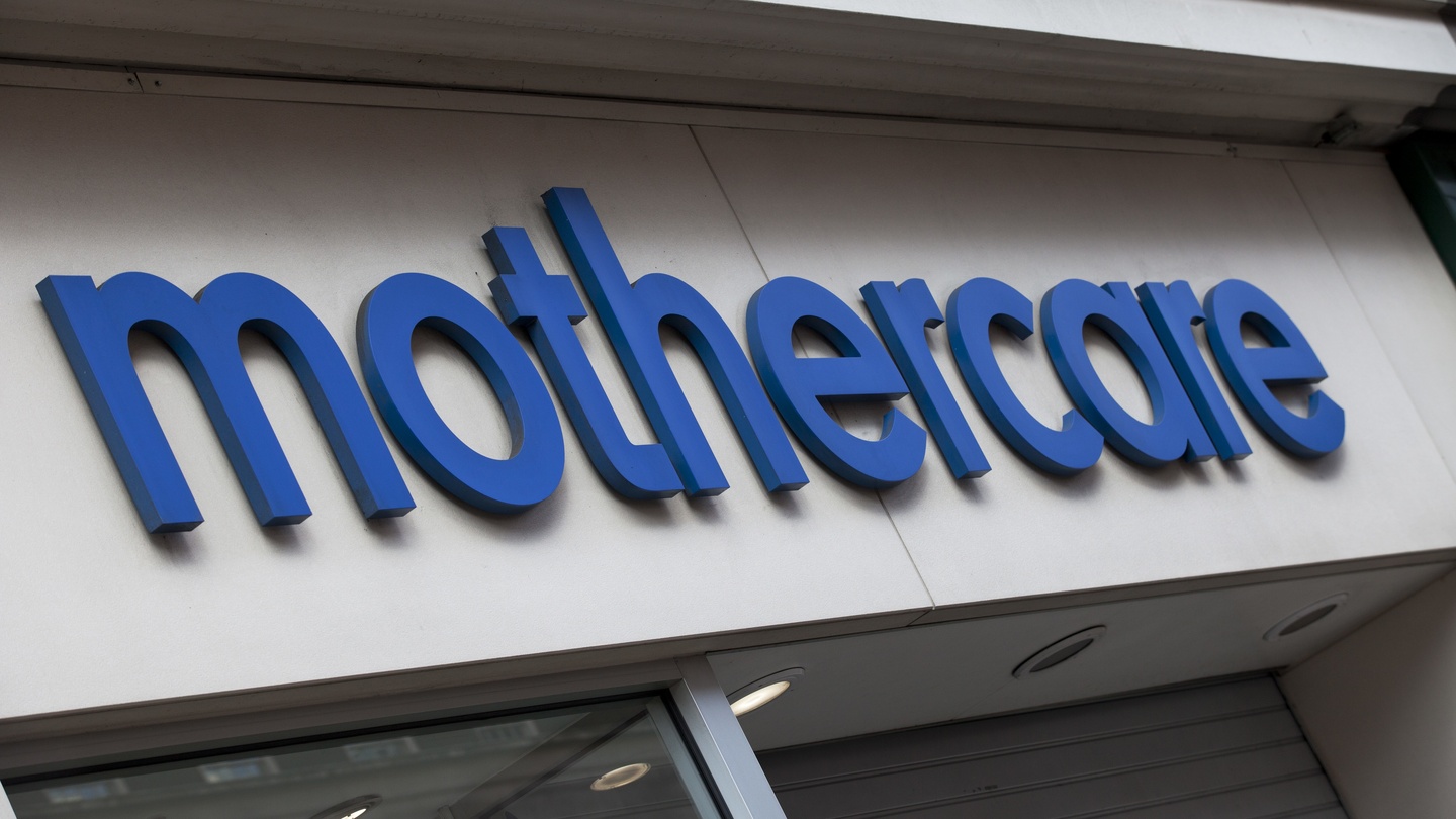 HMF a high quality close up of the Mothercare World logo that used to be on  Purley Way, Croydon : r/HelpMeFind