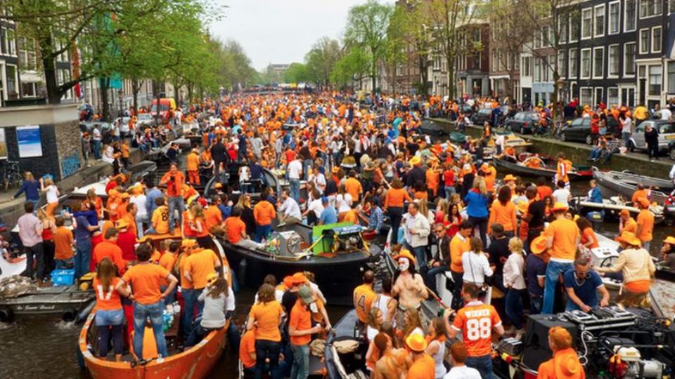 King's Day on the Amsterdam canals