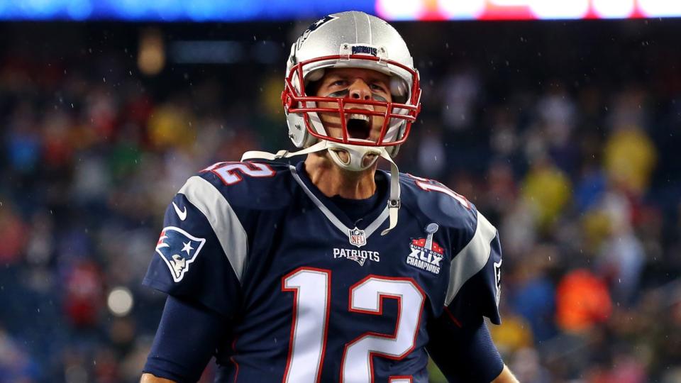 Tom Brady has perfect reaction to the Patriots' throwbacks